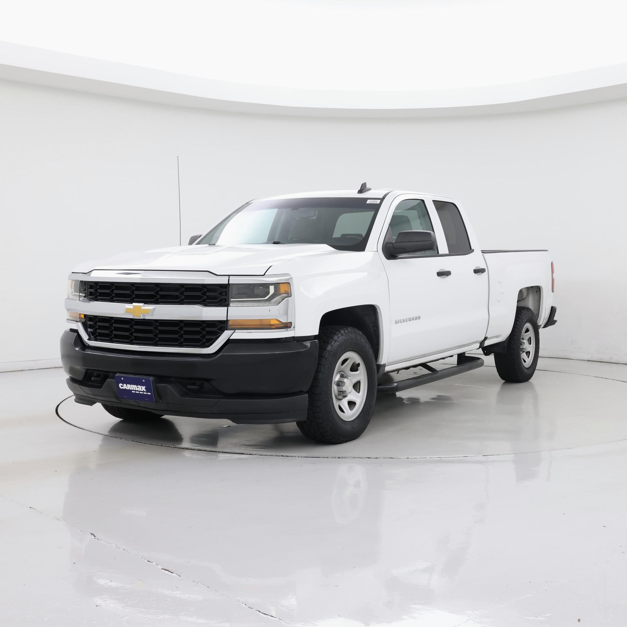 Thumbnail: 2019 Chevrolet Silverado 1500 - 4
