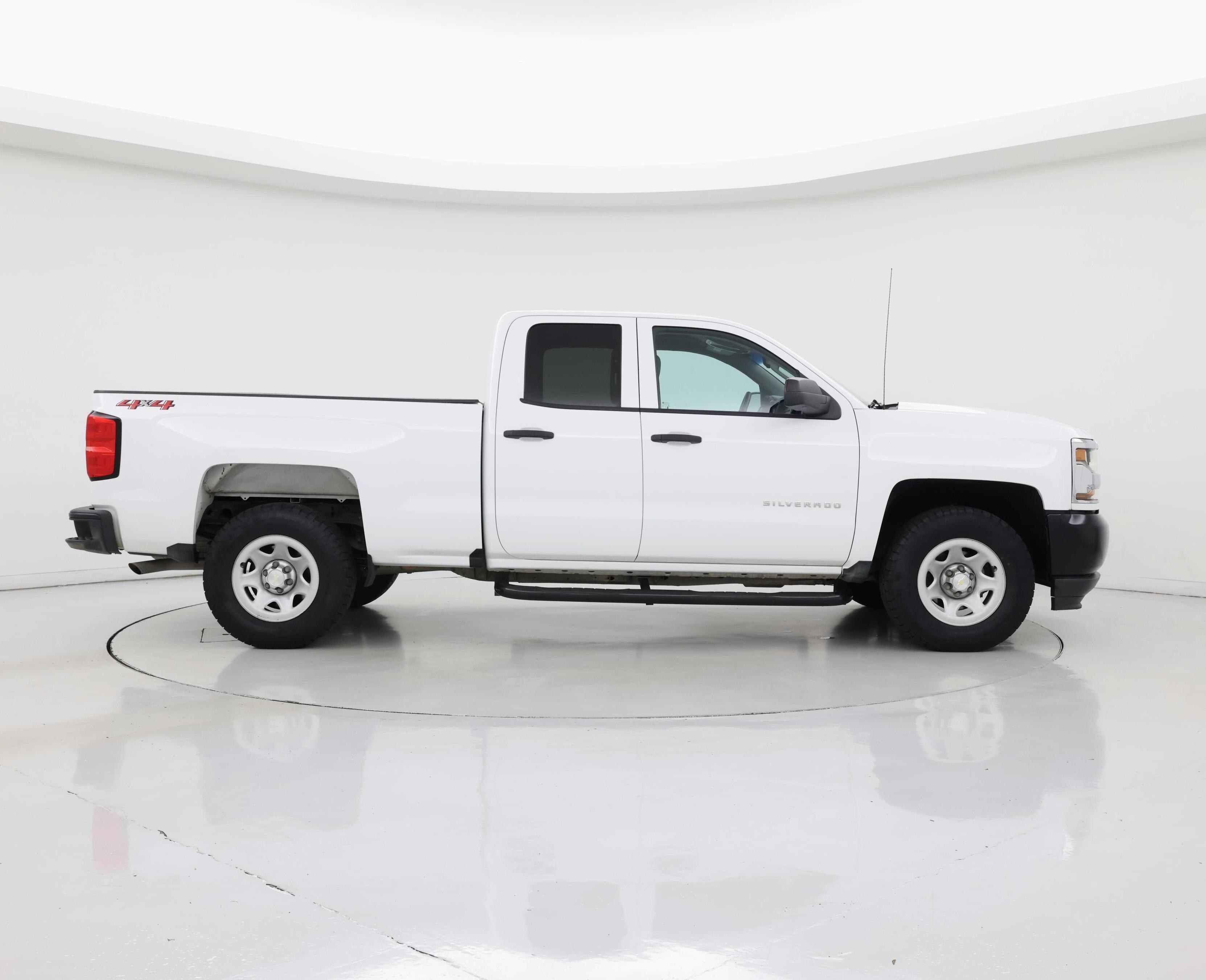 Thumbnail: 2019 Chevrolet Silverado 1500 - 7