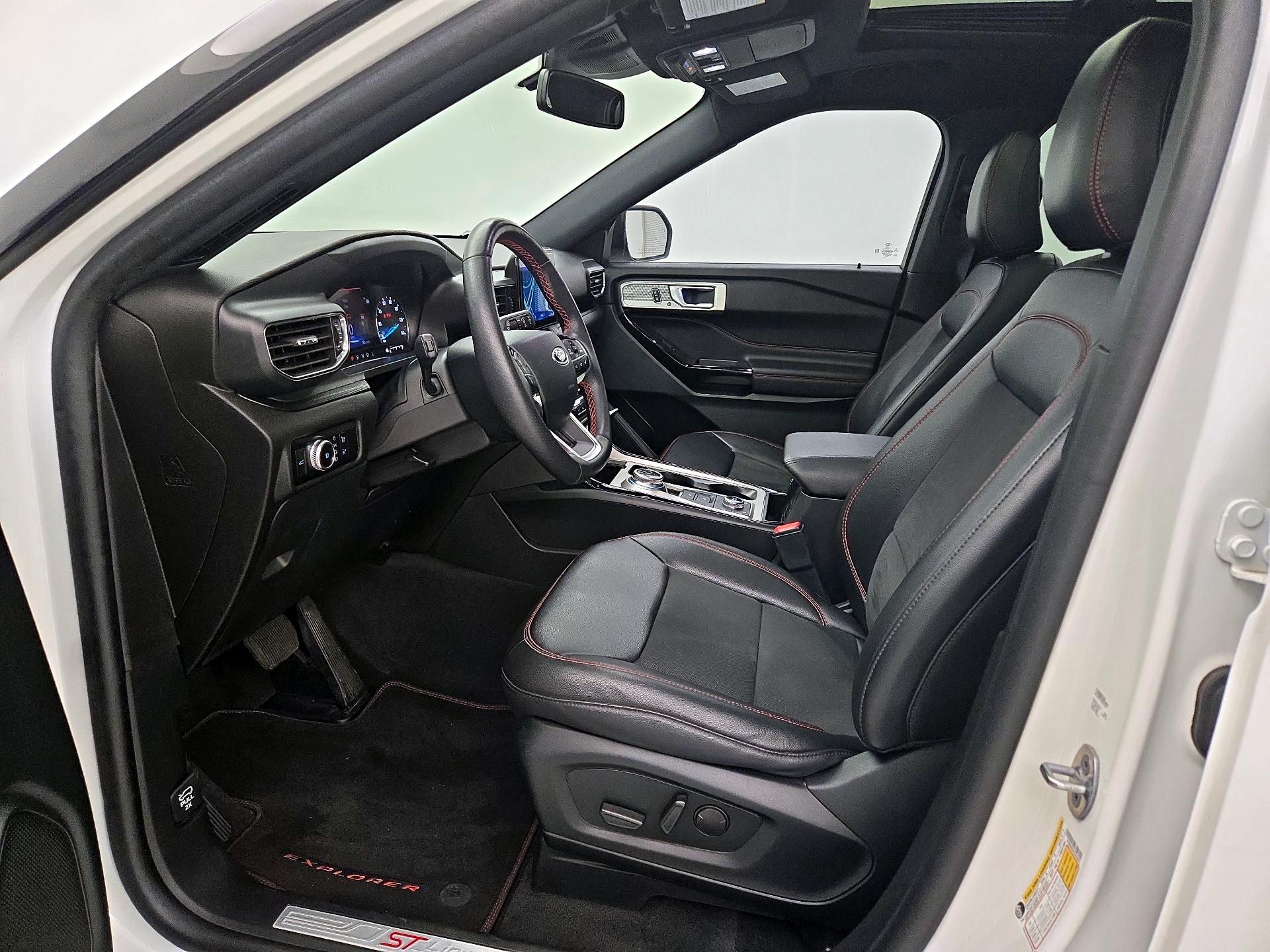 Thumbnail: 2023 Ford Explorer - 11
