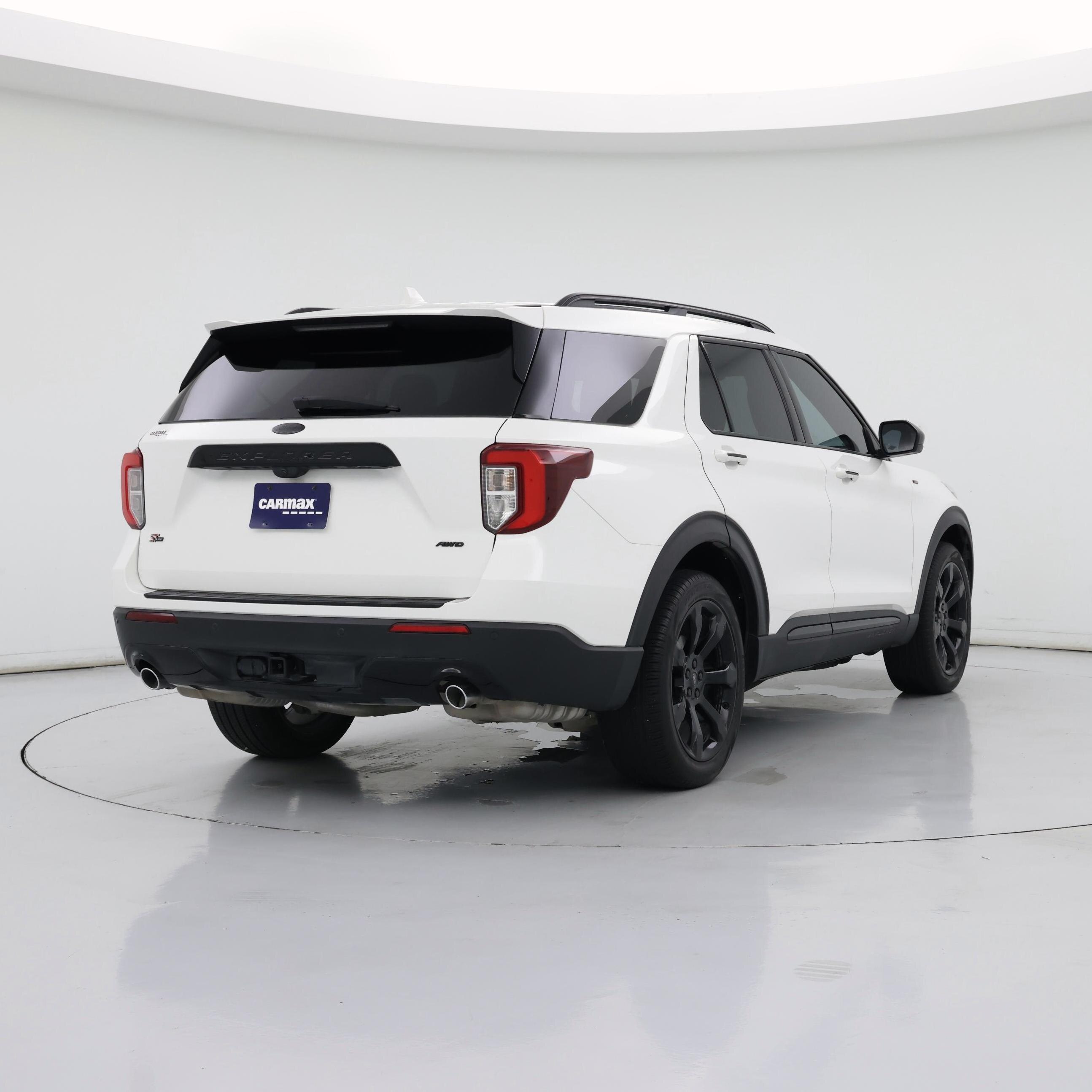 Thumbnail: 2023 Ford Explorer - 8