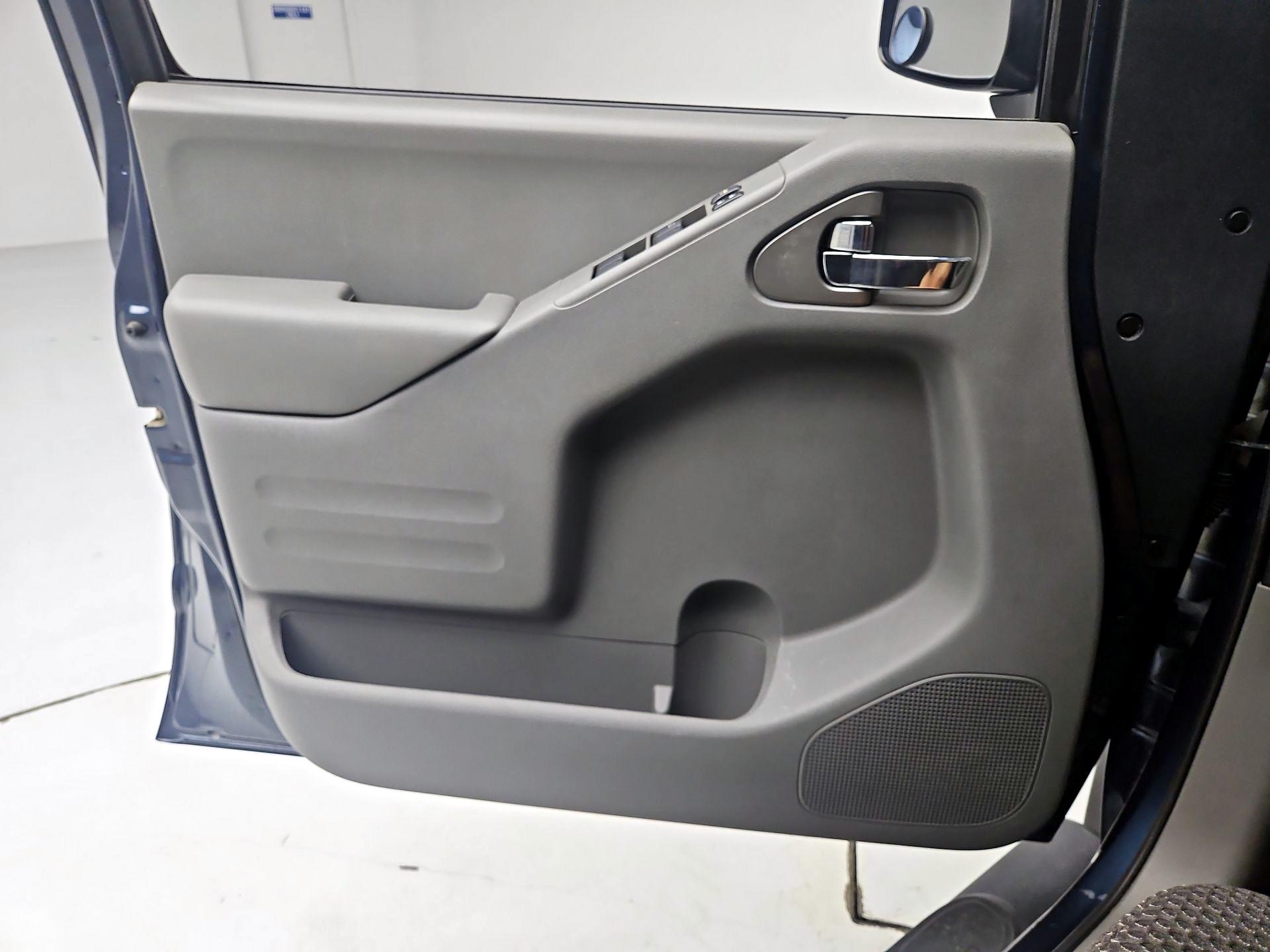 Thumbnail: 2019 Nissan Frontier - 12