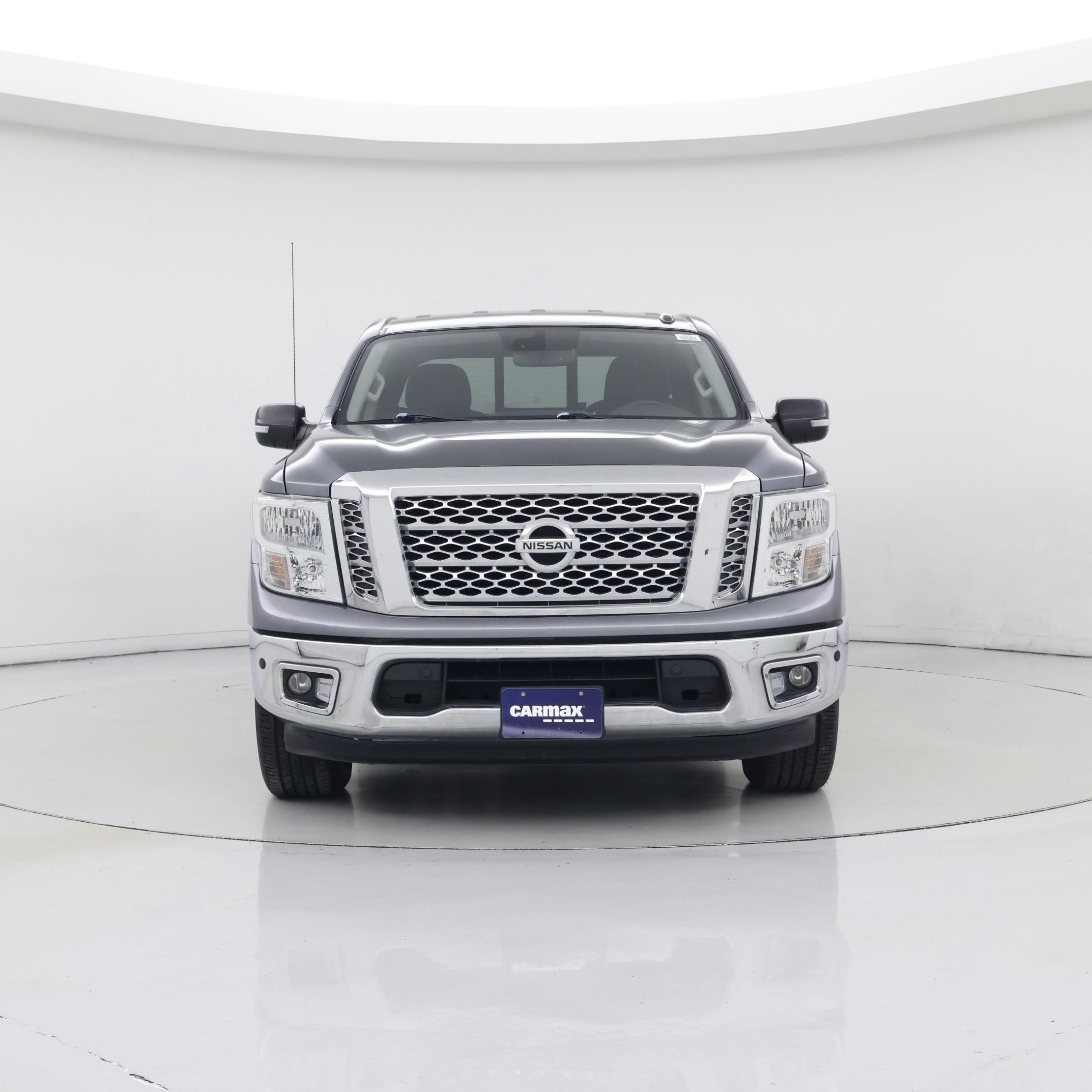 Thumbnail: 2017 Nissan Titan - 5