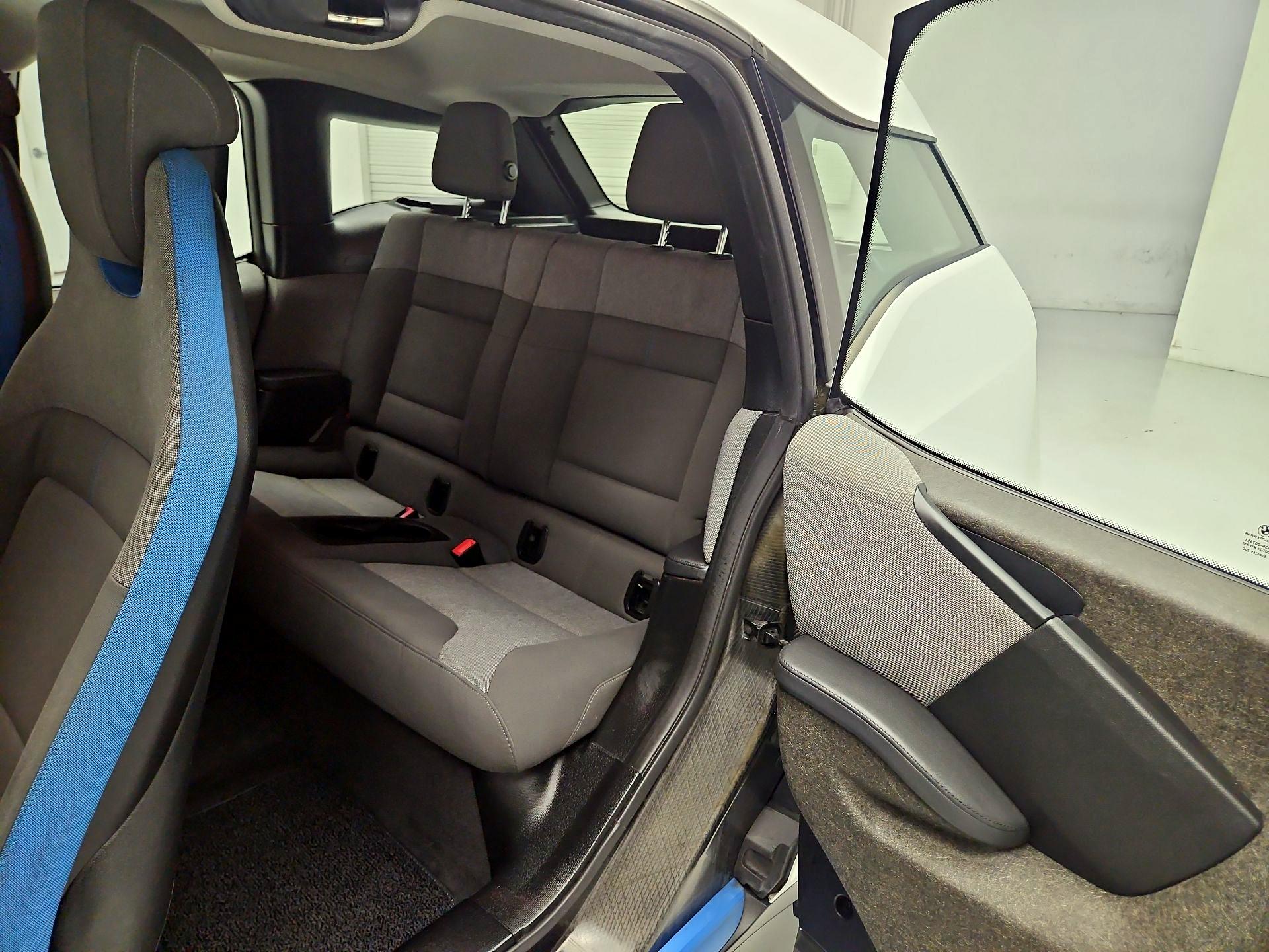Thumbnail: 2017 BMW i3 - 18