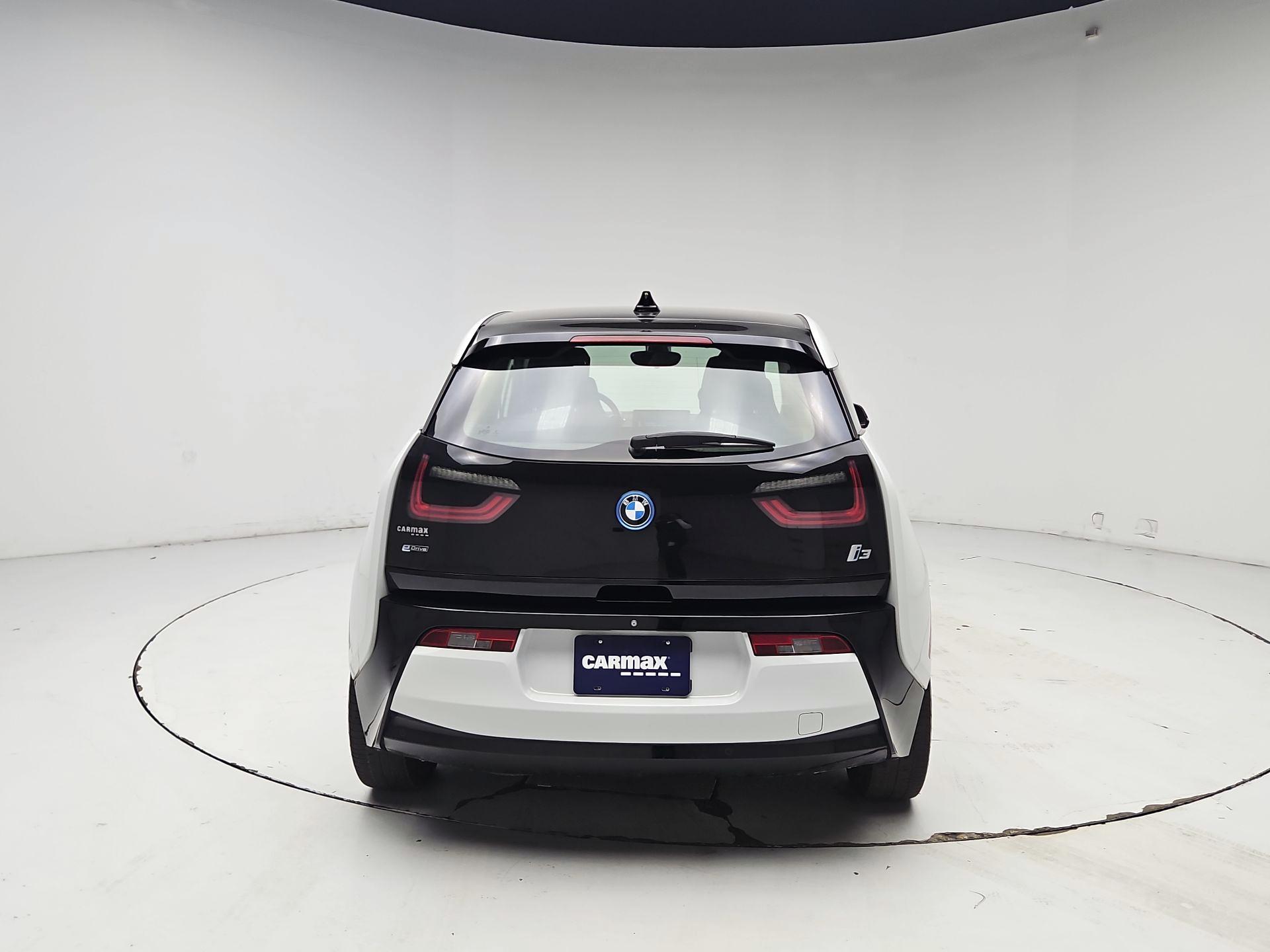 Thumbnail: 2017 BMW i3 - 6