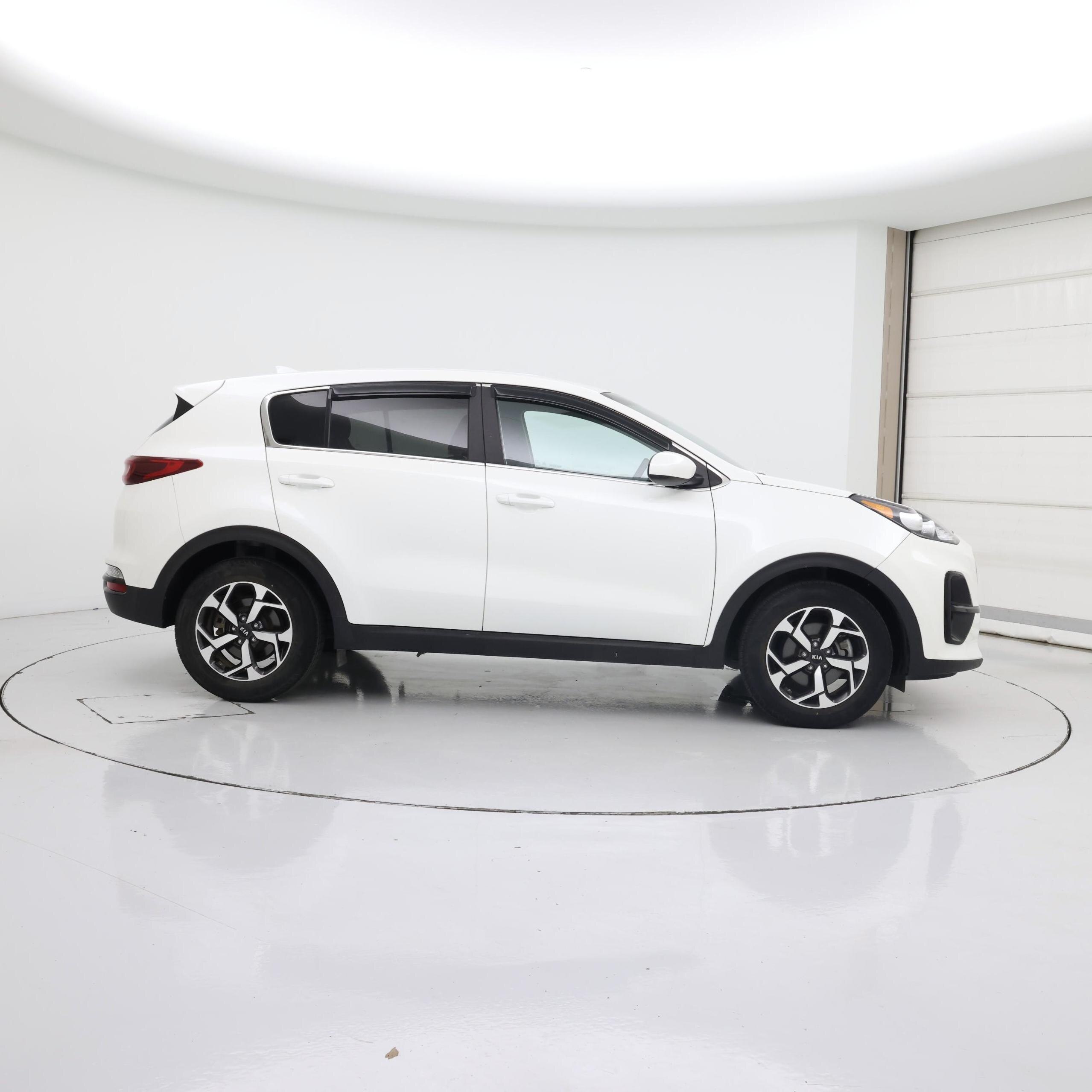 Thumbnail: 2022 Kia Sportage - 7