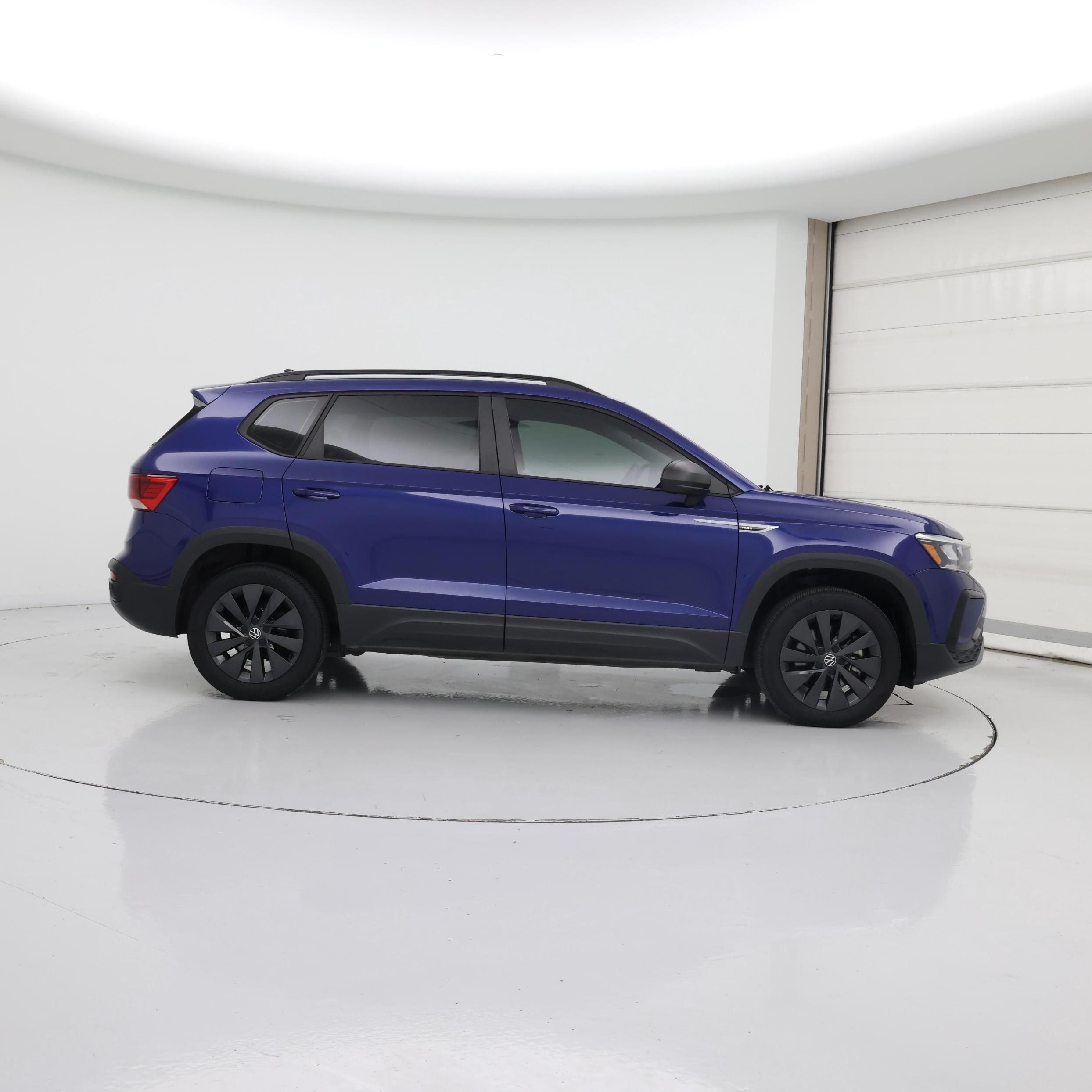 Thumbnail: 2022 Volkswagen Taos - 7