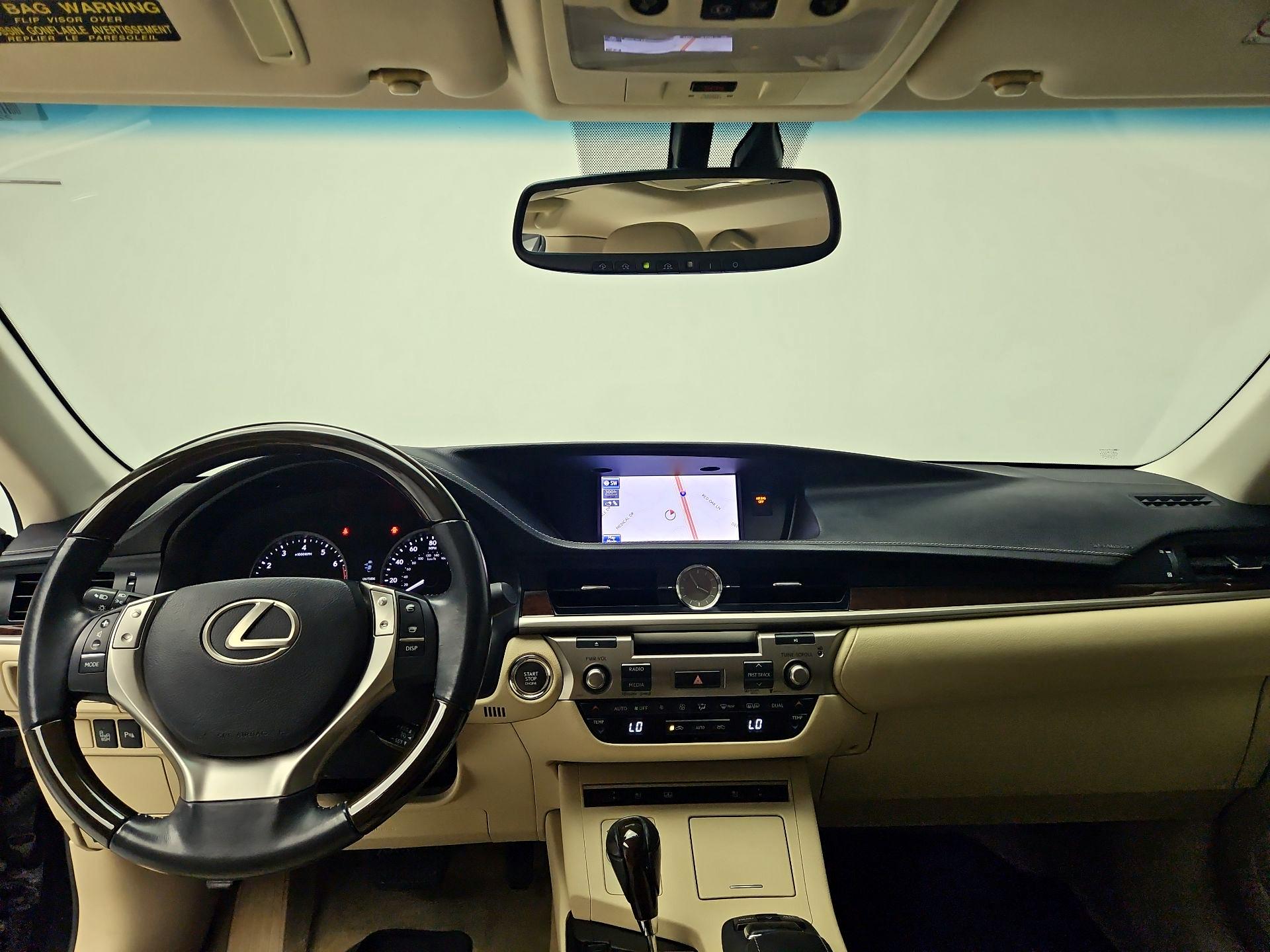 Thumbnail: 2013 Lexus ES - 9