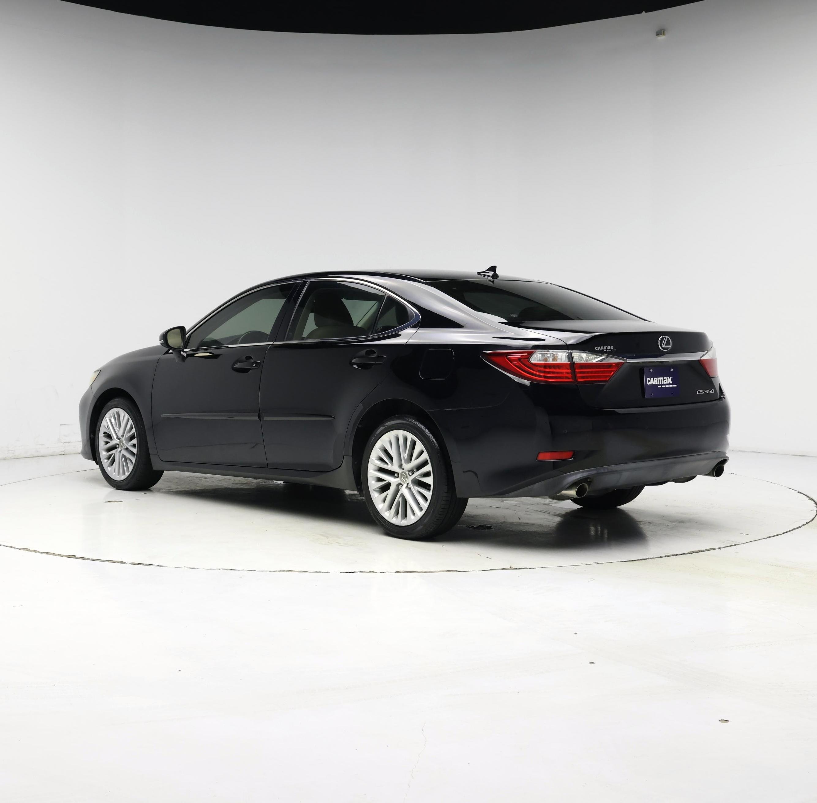 Thumbnail: 2013 Lexus ES - 2