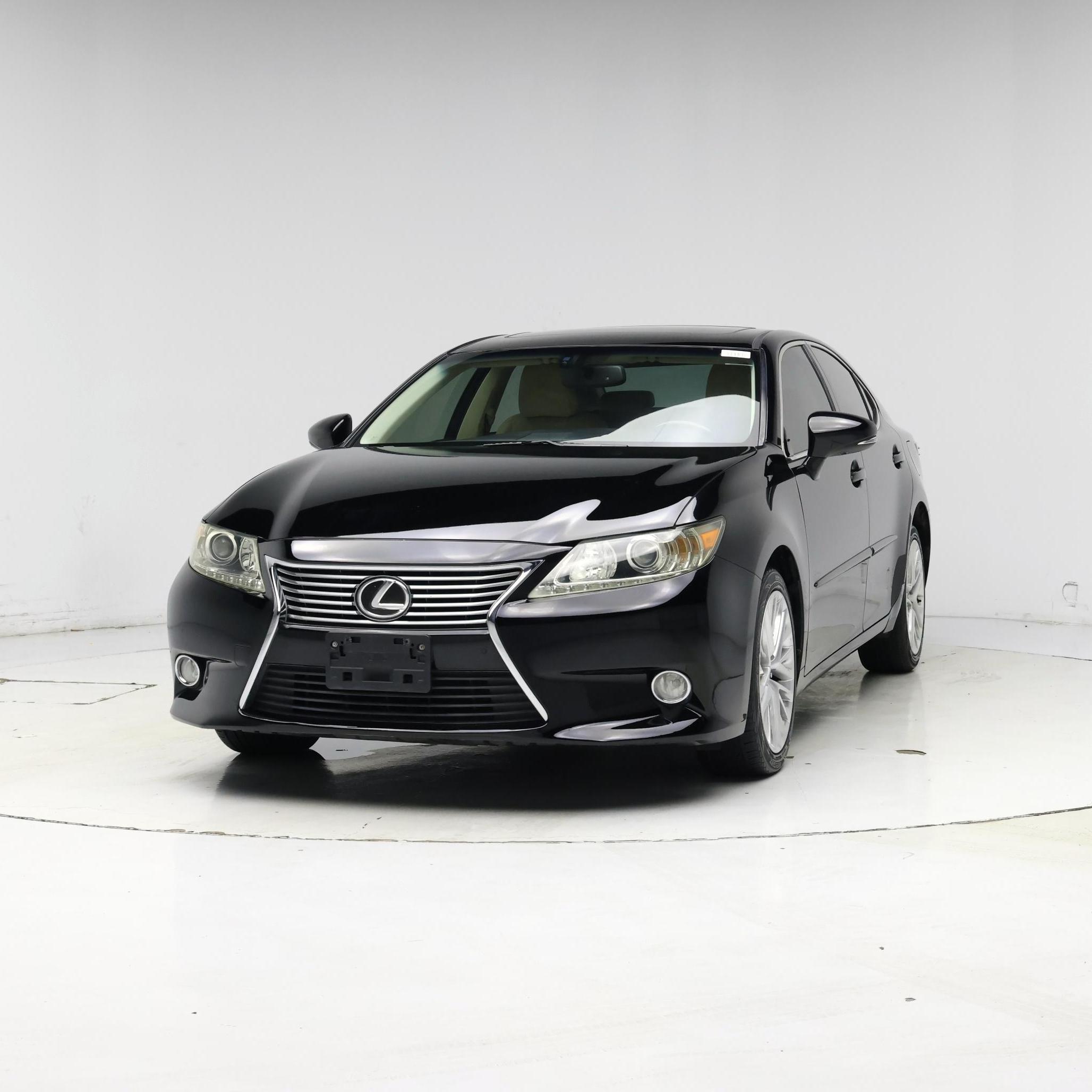 Thumbnail: 2013 Lexus ES - 4