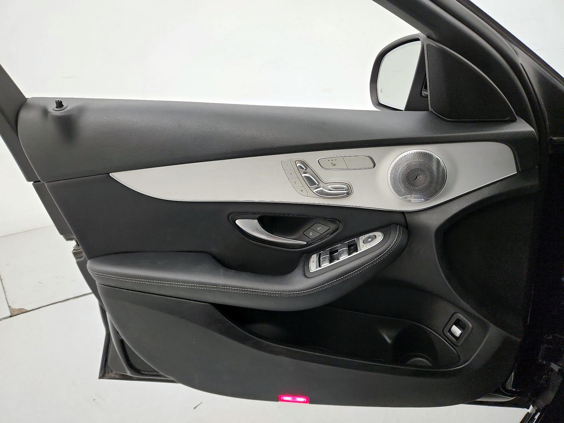 Thumbnail: 2021 Mercedes-Benz C-Class - 12