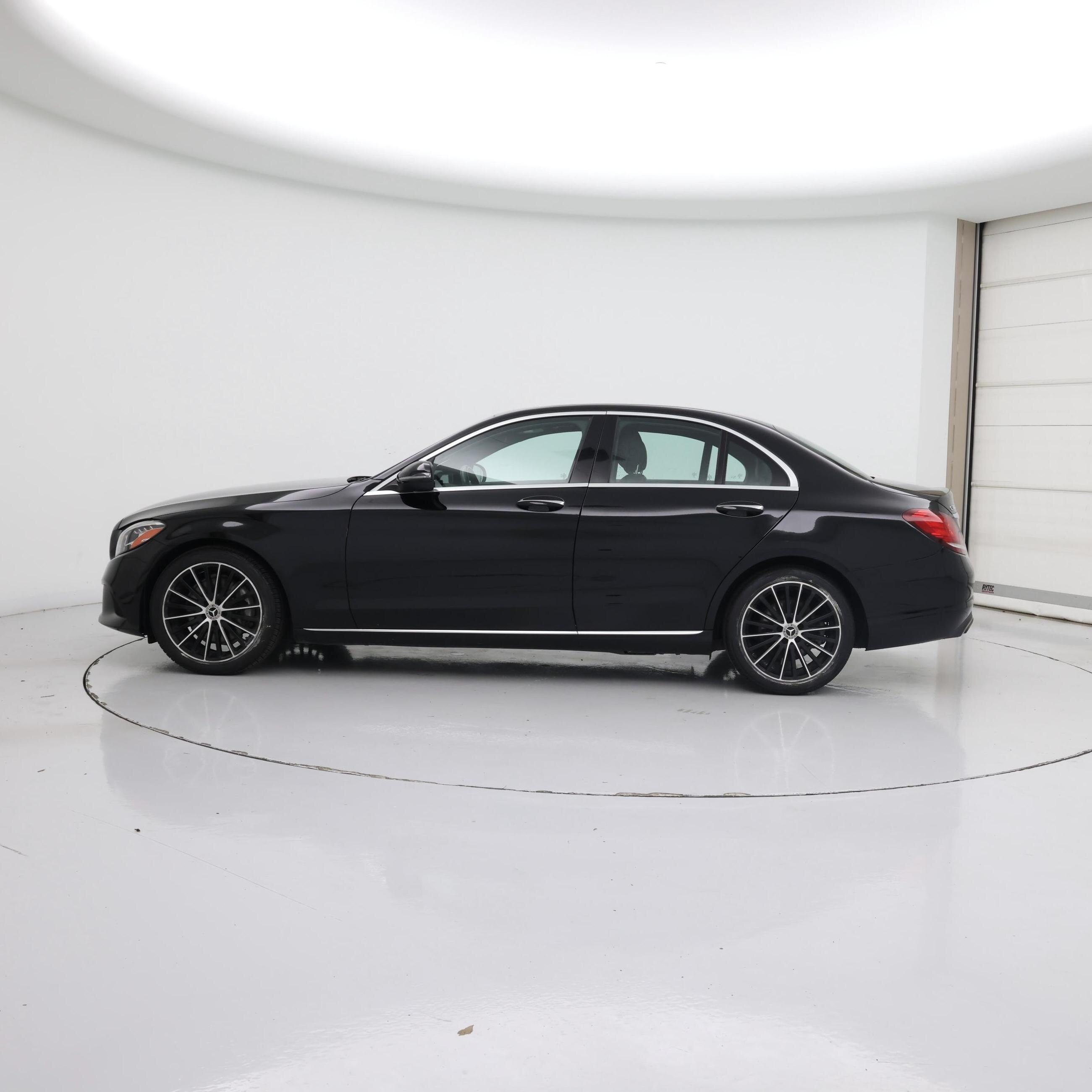 Thumbnail: 2021 Mercedes-Benz C-Class - 3