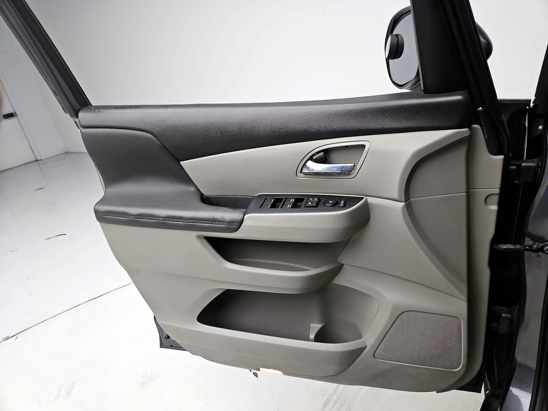 Thumbnail: 2016 Honda Odyssey - 12