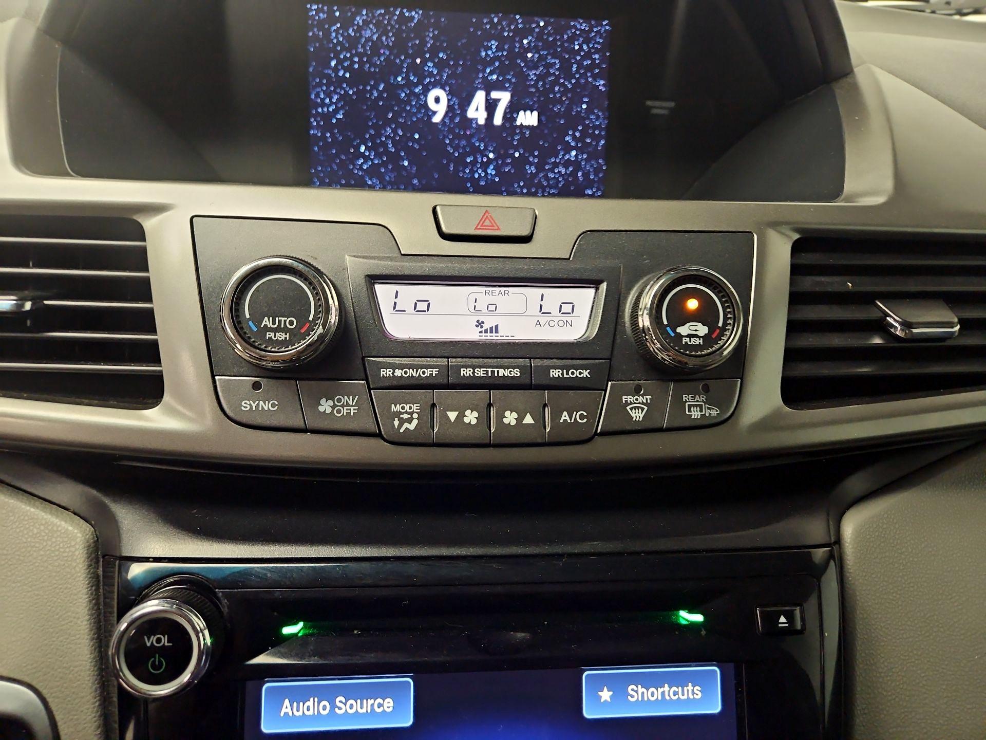 Thumbnail: 2016 Honda Odyssey - 16