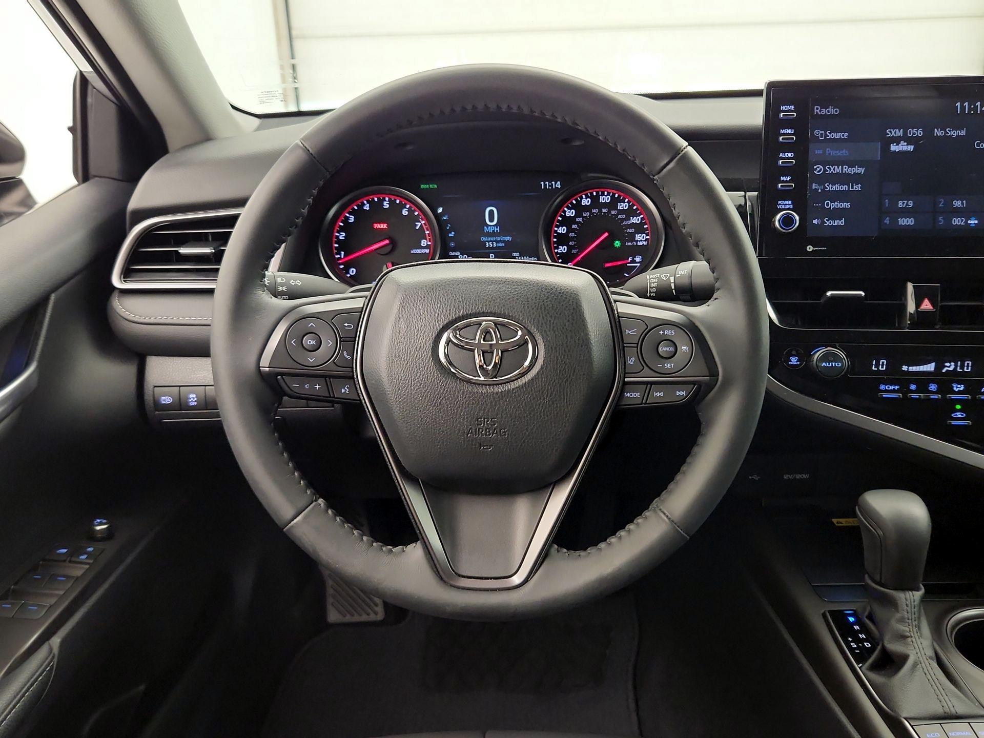 Thumbnail: 2023 Toyota Camry - 10