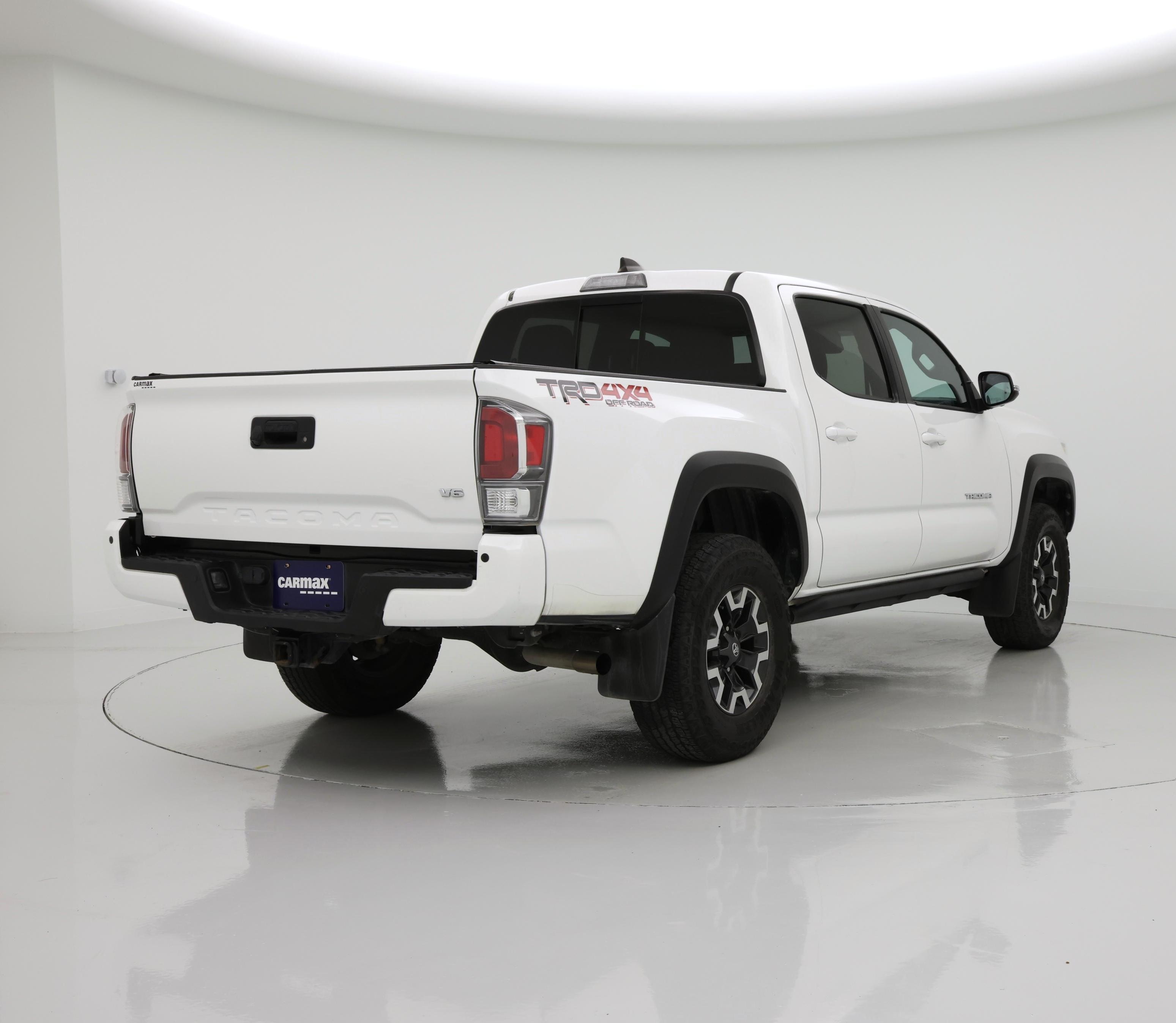 Thumbnail: 2022 Toyota Tacoma - 8