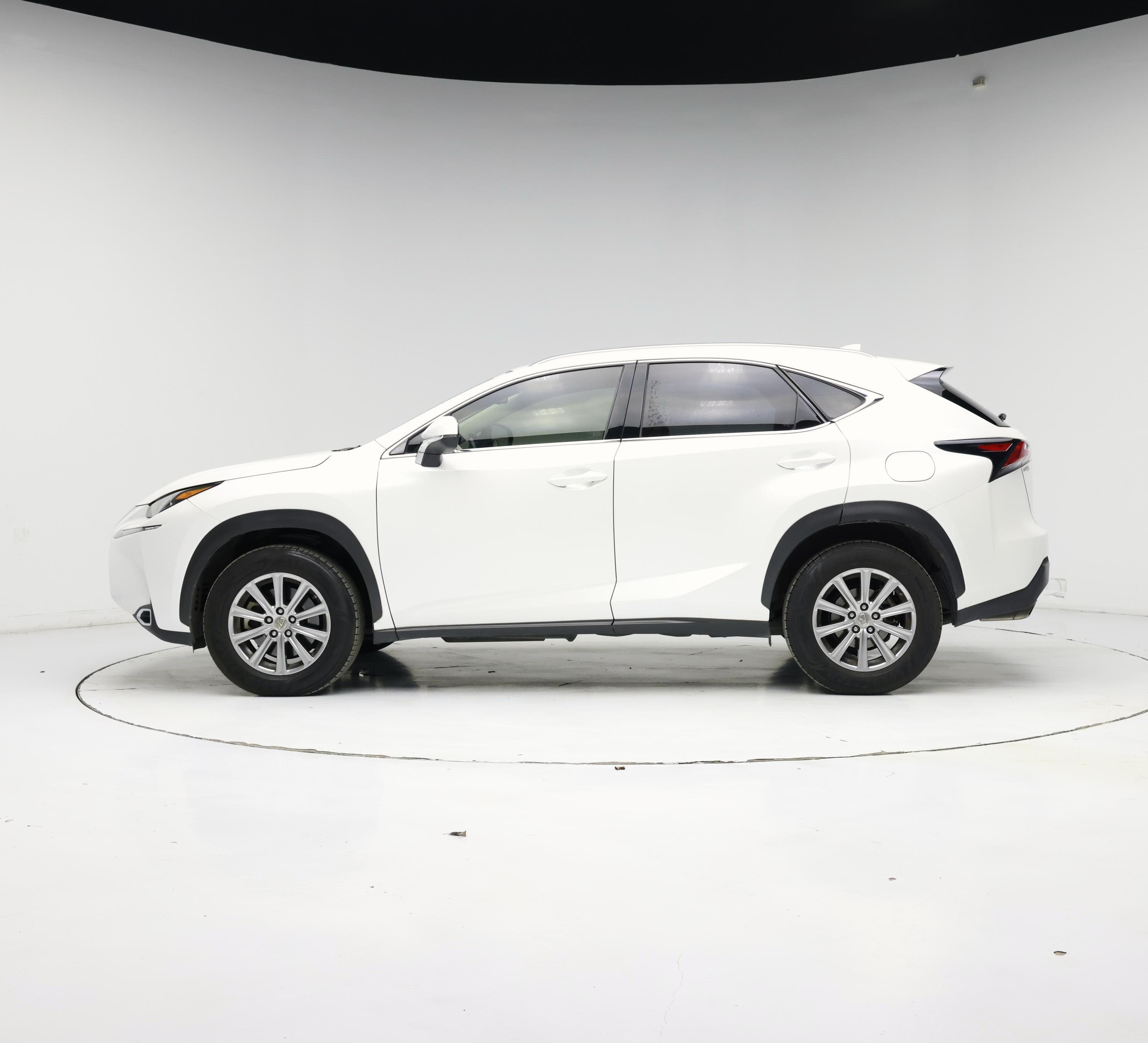 Thumbnail: 2016 Lexus NX - 3