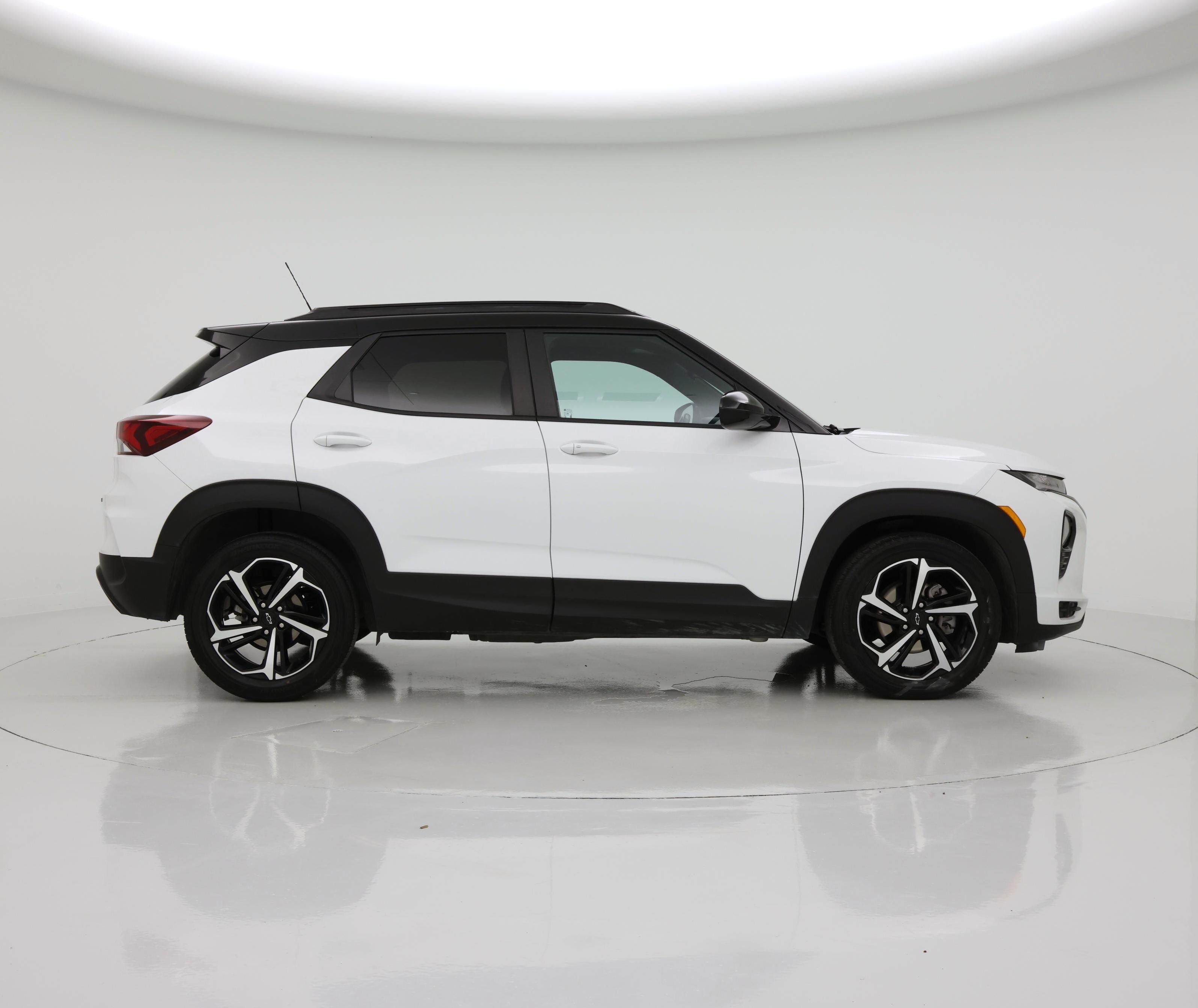 Thumbnail: 2023 Chevrolet TrailBlazer - 7
