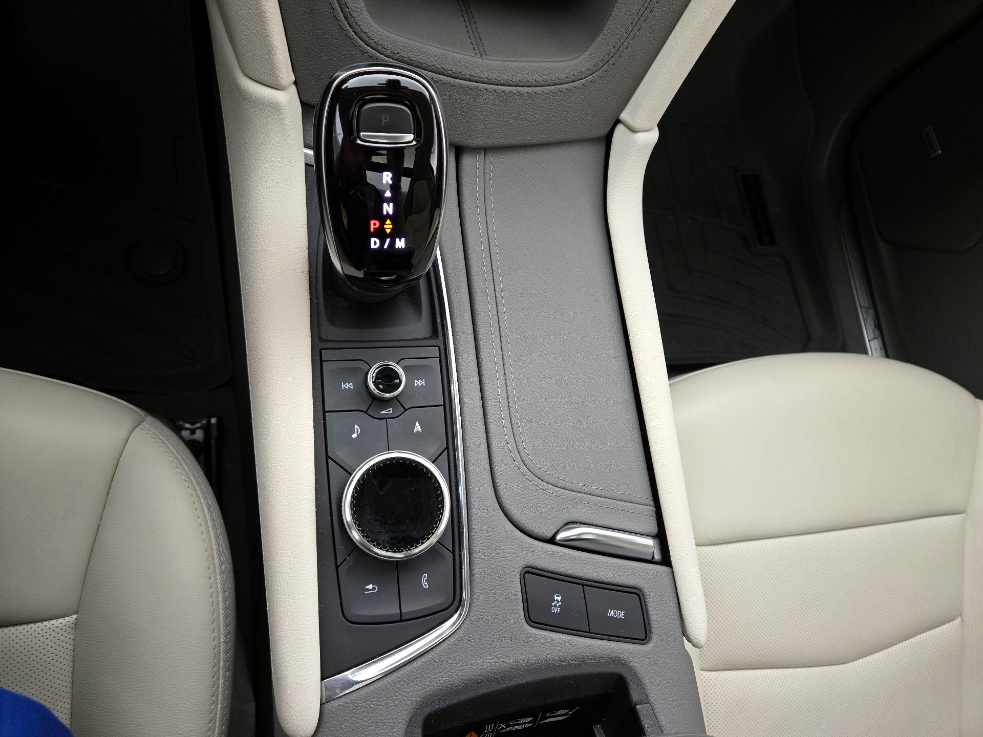 Thumbnail: 2021 Cadillac XT5 - 18