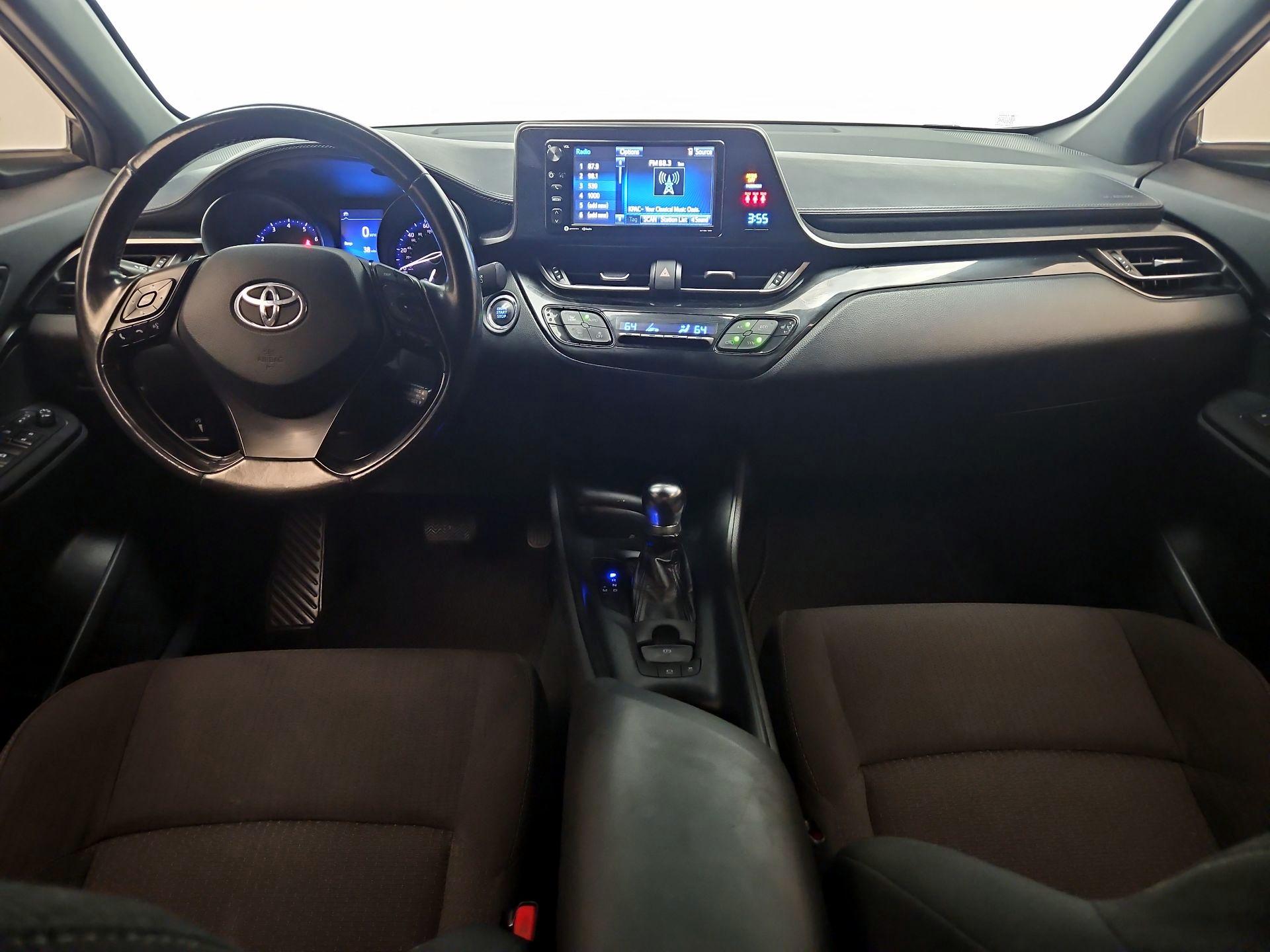 Thumbnail: 2018 Toyota C-HR - 9