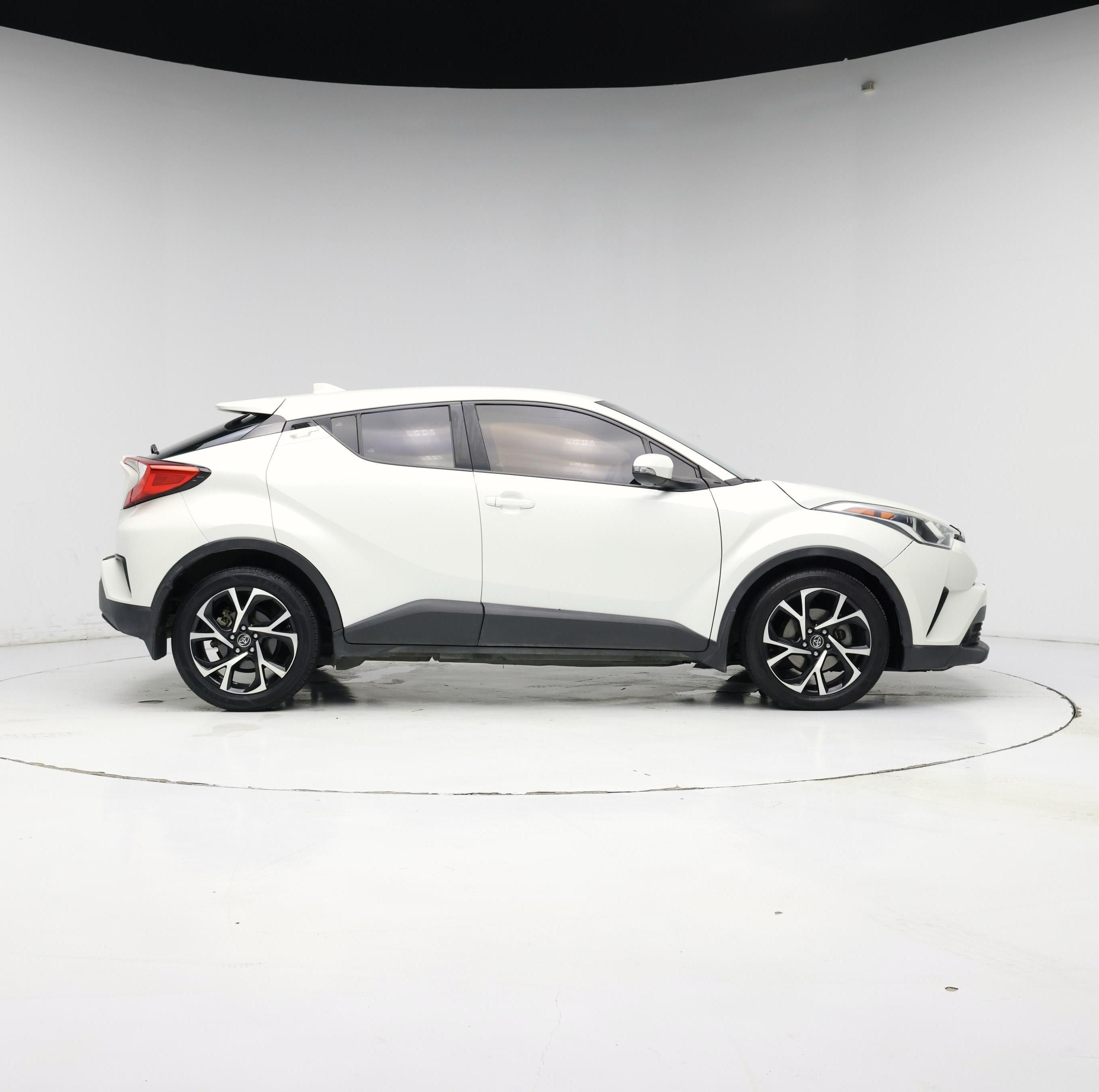 Thumbnail: 2018 Toyota C-HR - 7
