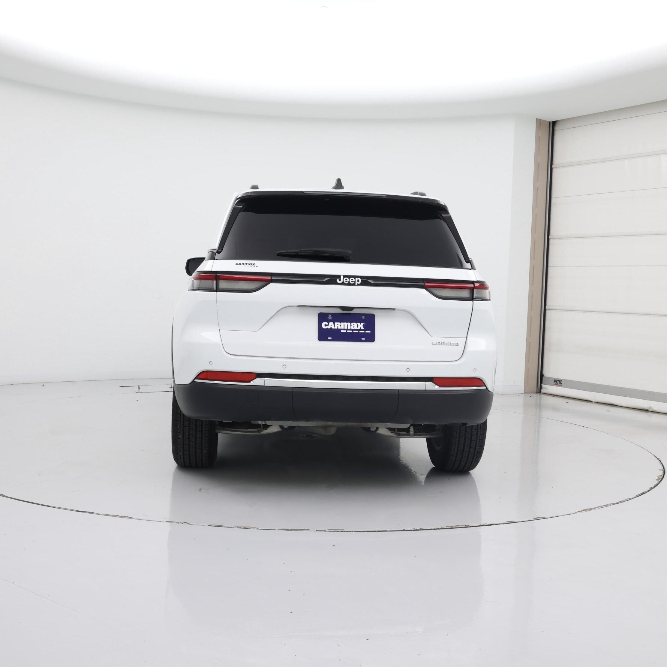 Thumbnail: 2024 Jeep Grand Cherokee - 6