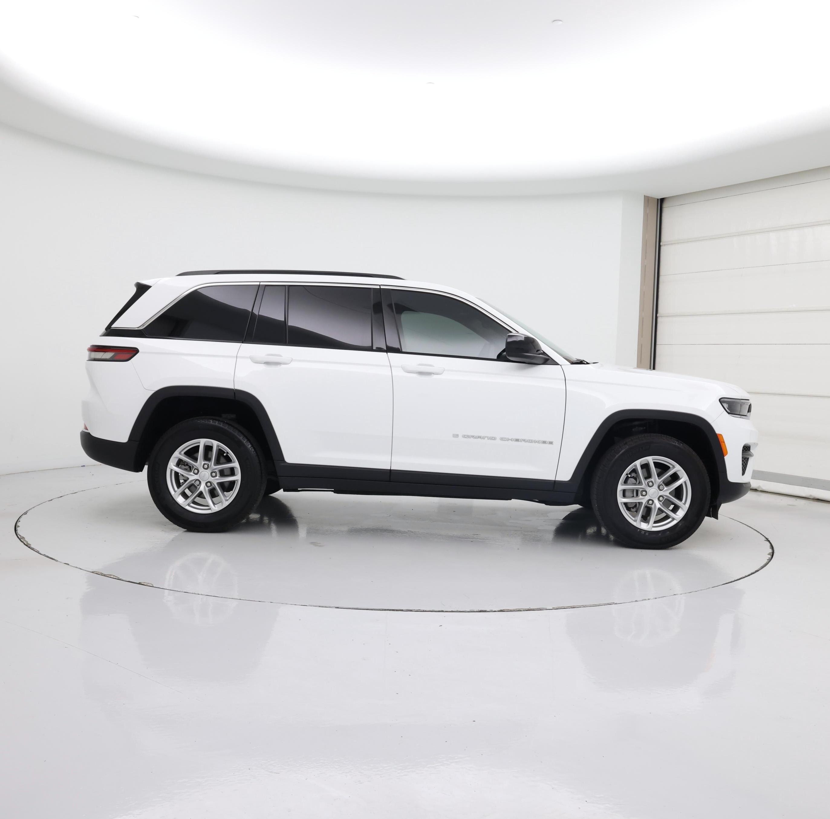 Thumbnail: 2024 Jeep Grand Cherokee - 7