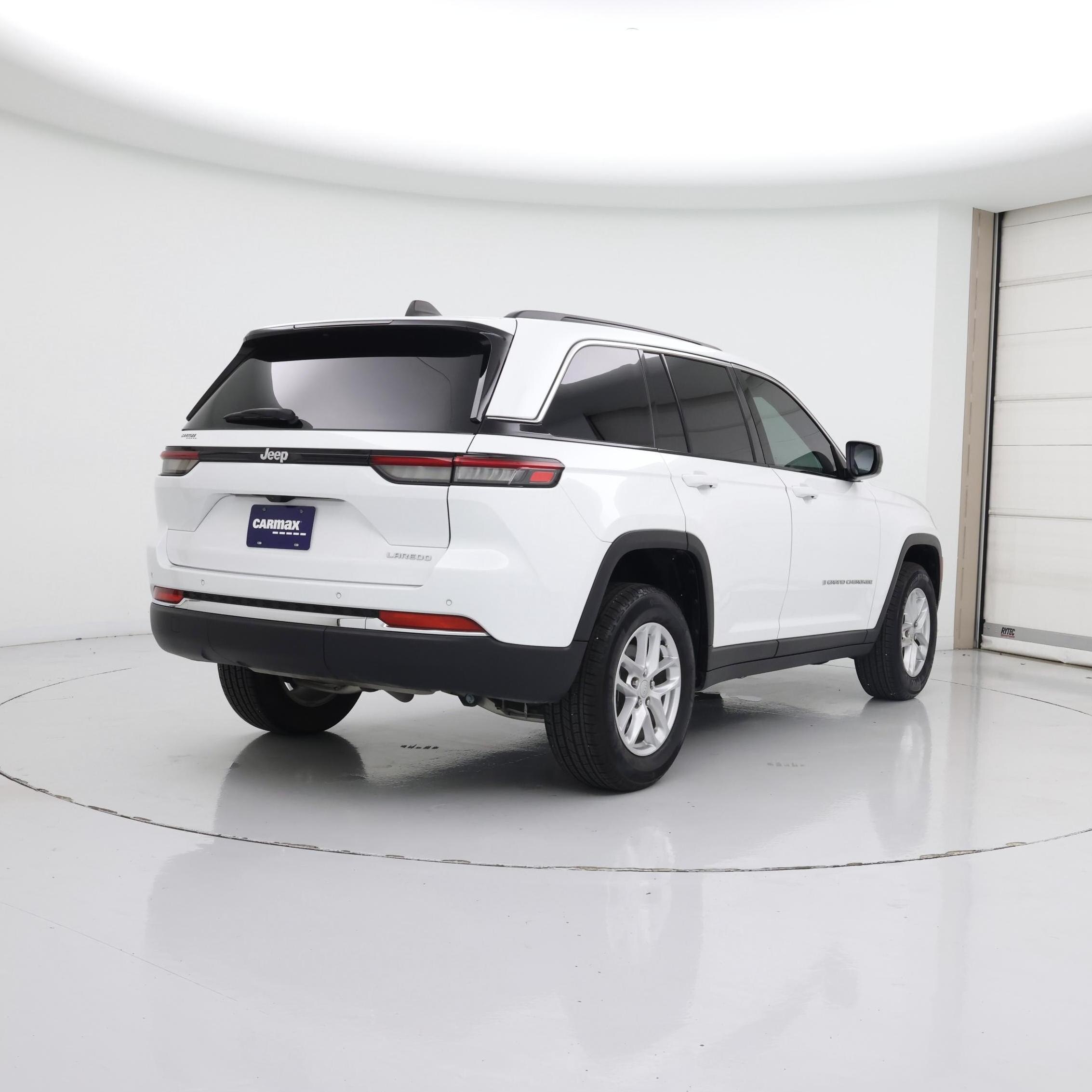 Thumbnail: 2024 Jeep Grand Cherokee - 8