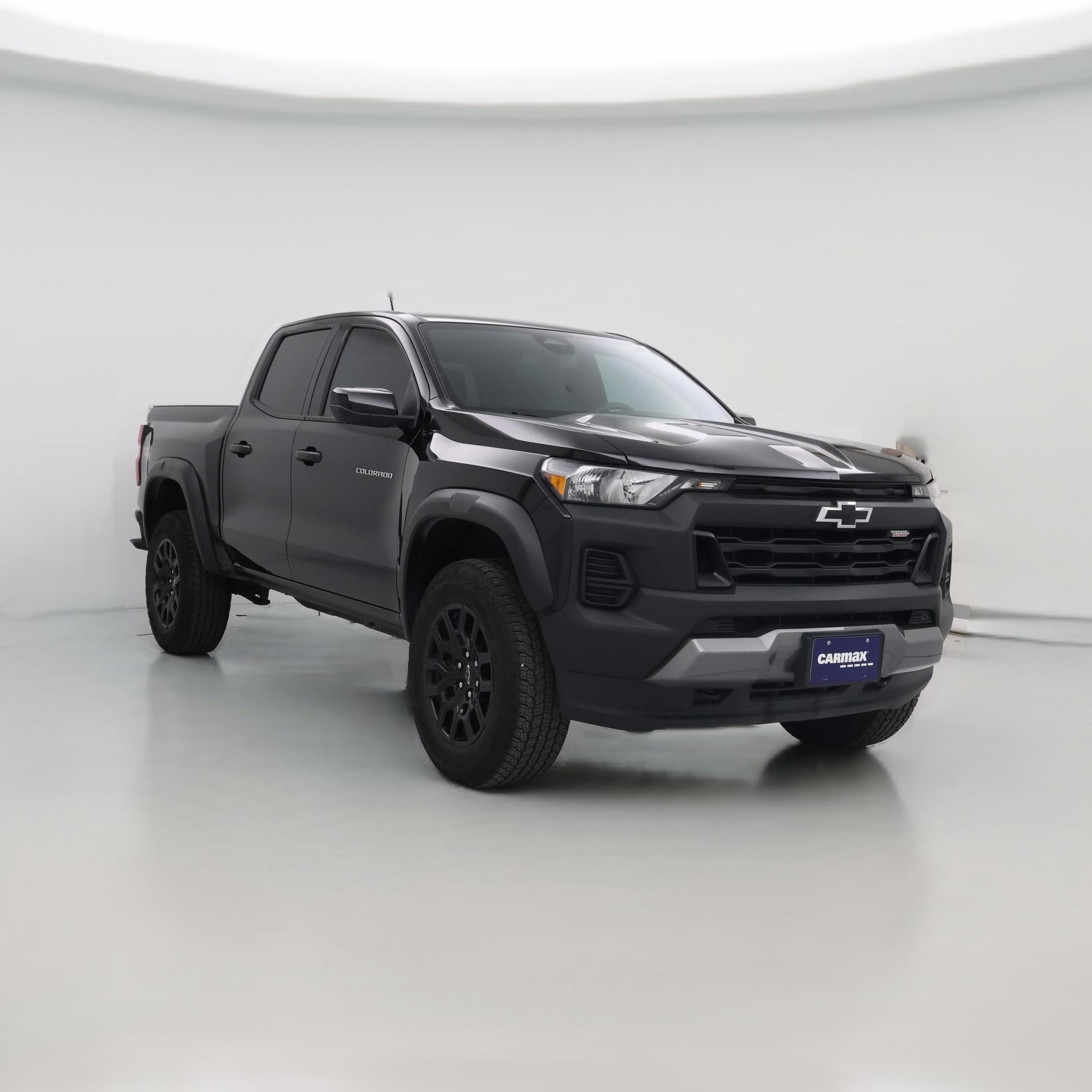 Thumbnail: 2023 Chevrolet Colorado - 1