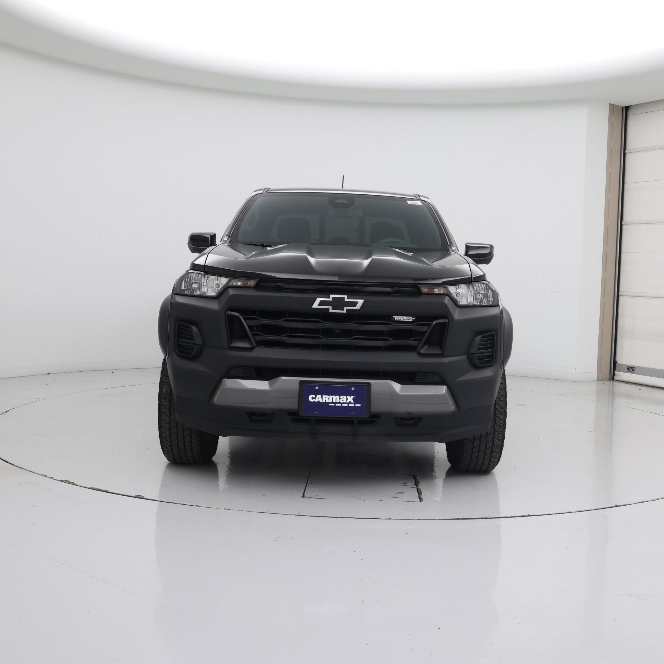 Thumbnail: 2023 Chevrolet Colorado - 5
