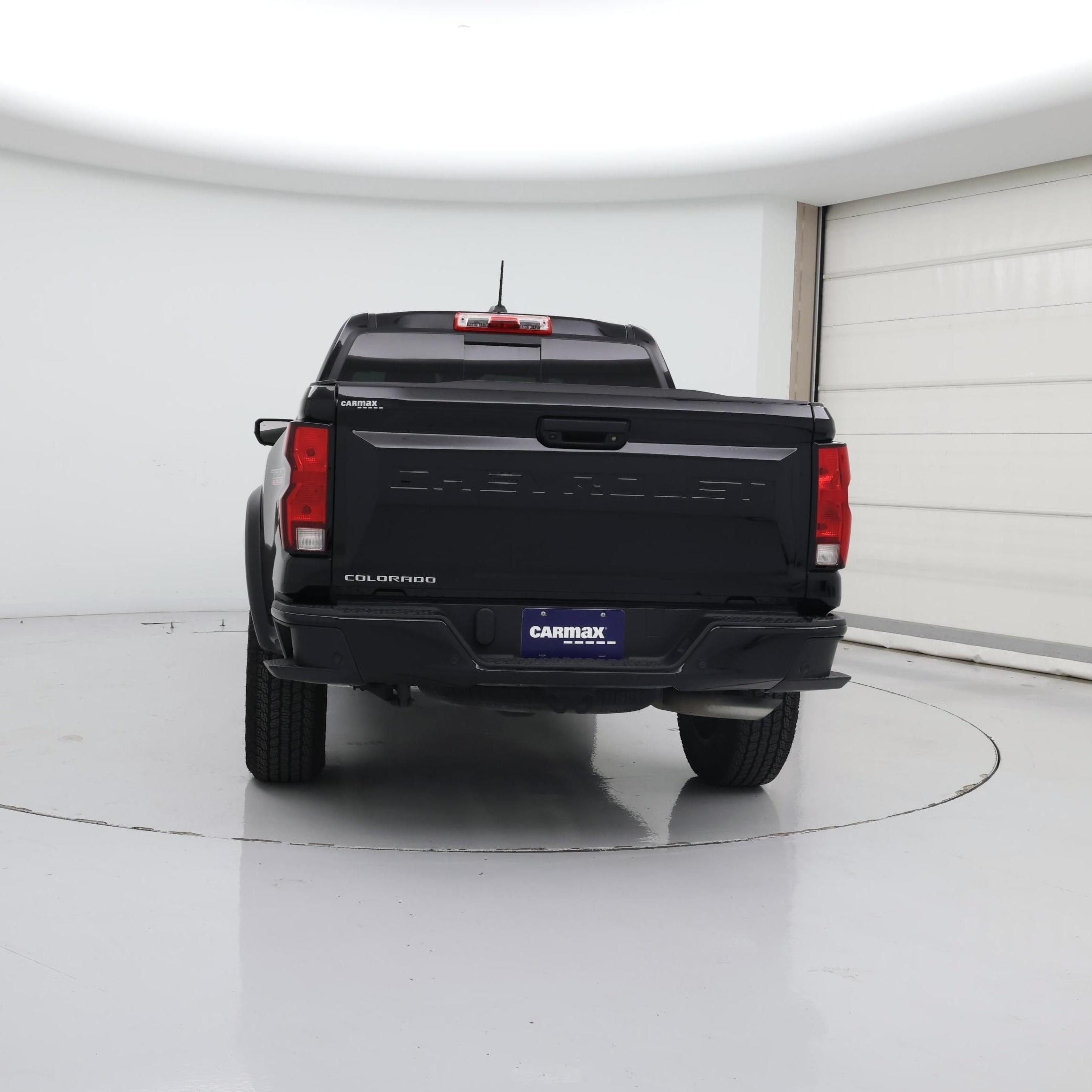 Thumbnail: 2023 Chevrolet Colorado - 6