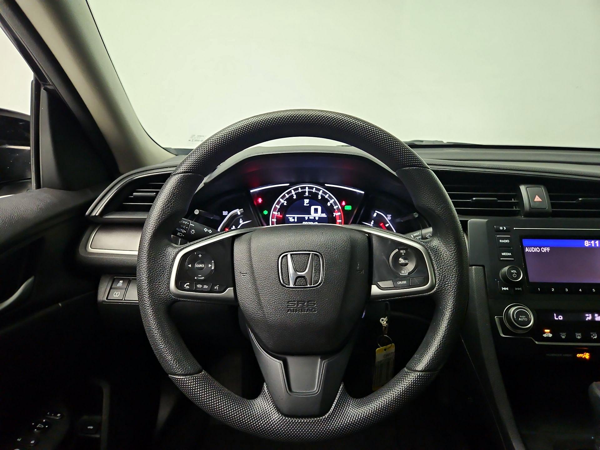 Thumbnail: 2017 Honda Civic - 10