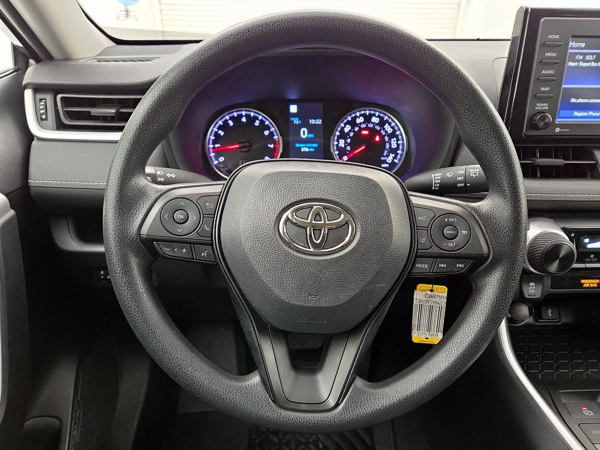 Thumbnail: 2022 Toyota RAV4 - 10