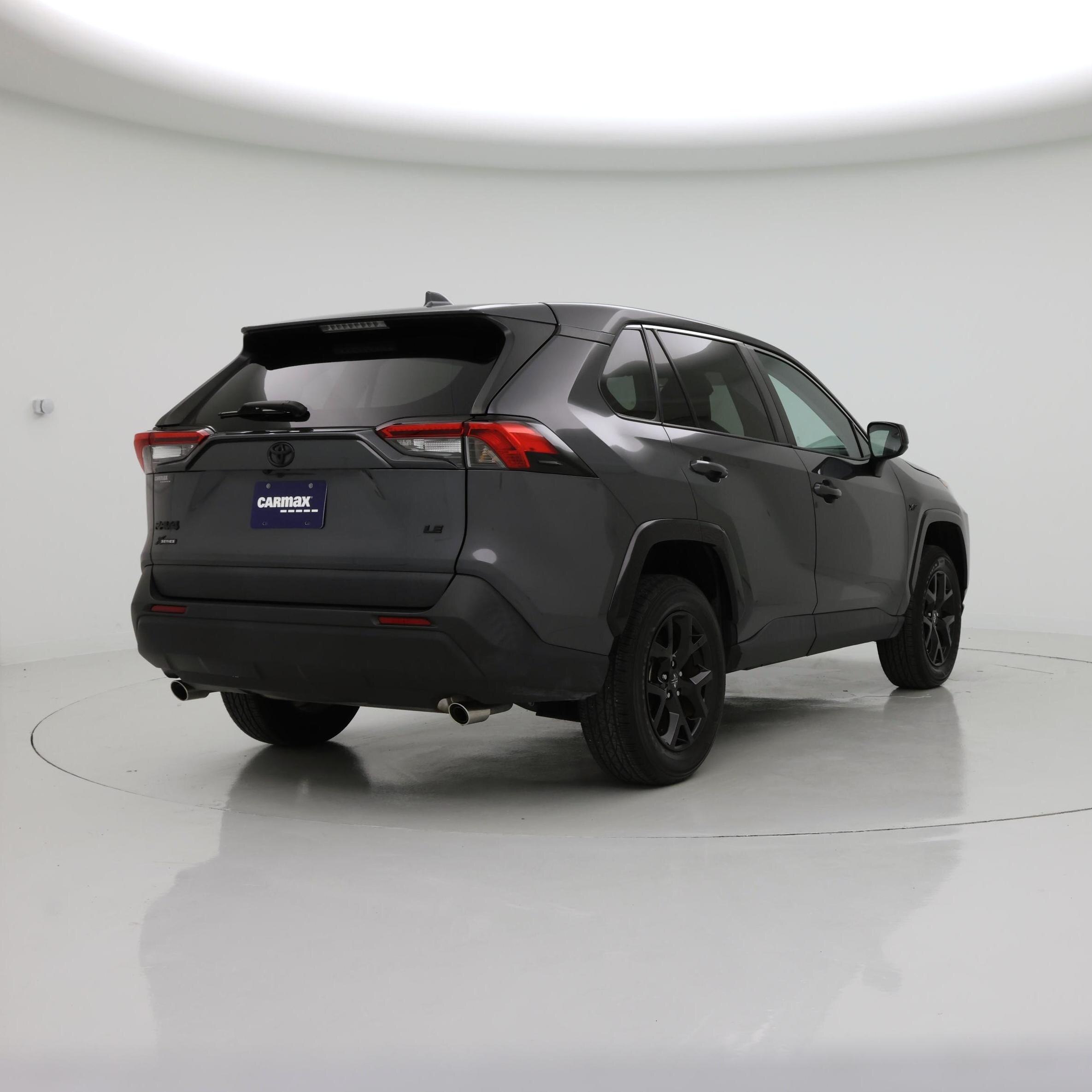 Thumbnail: 2022 Toyota RAV4 - 8