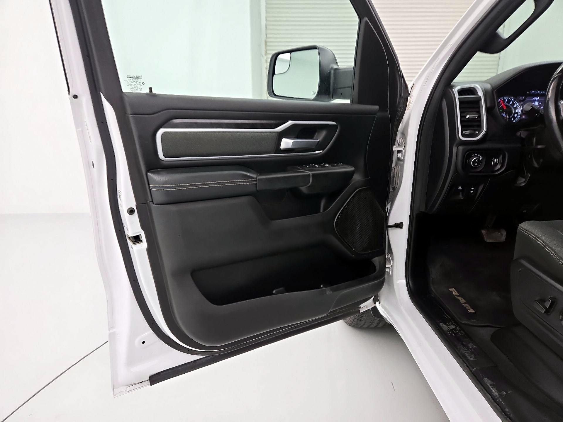Thumbnail: 2022 RAM 1500 - 10