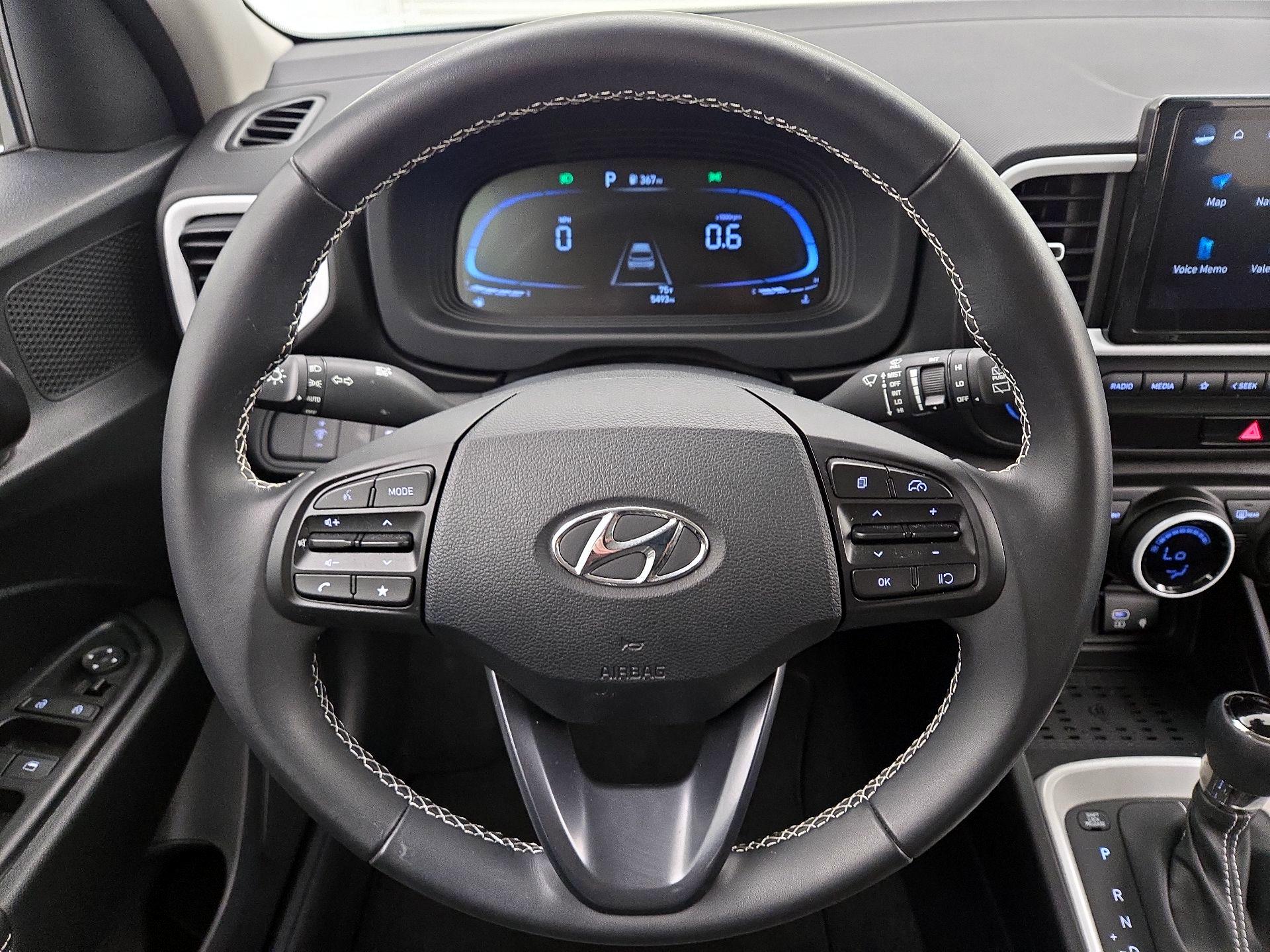 Thumbnail: 2024 Hyundai Venue - 10