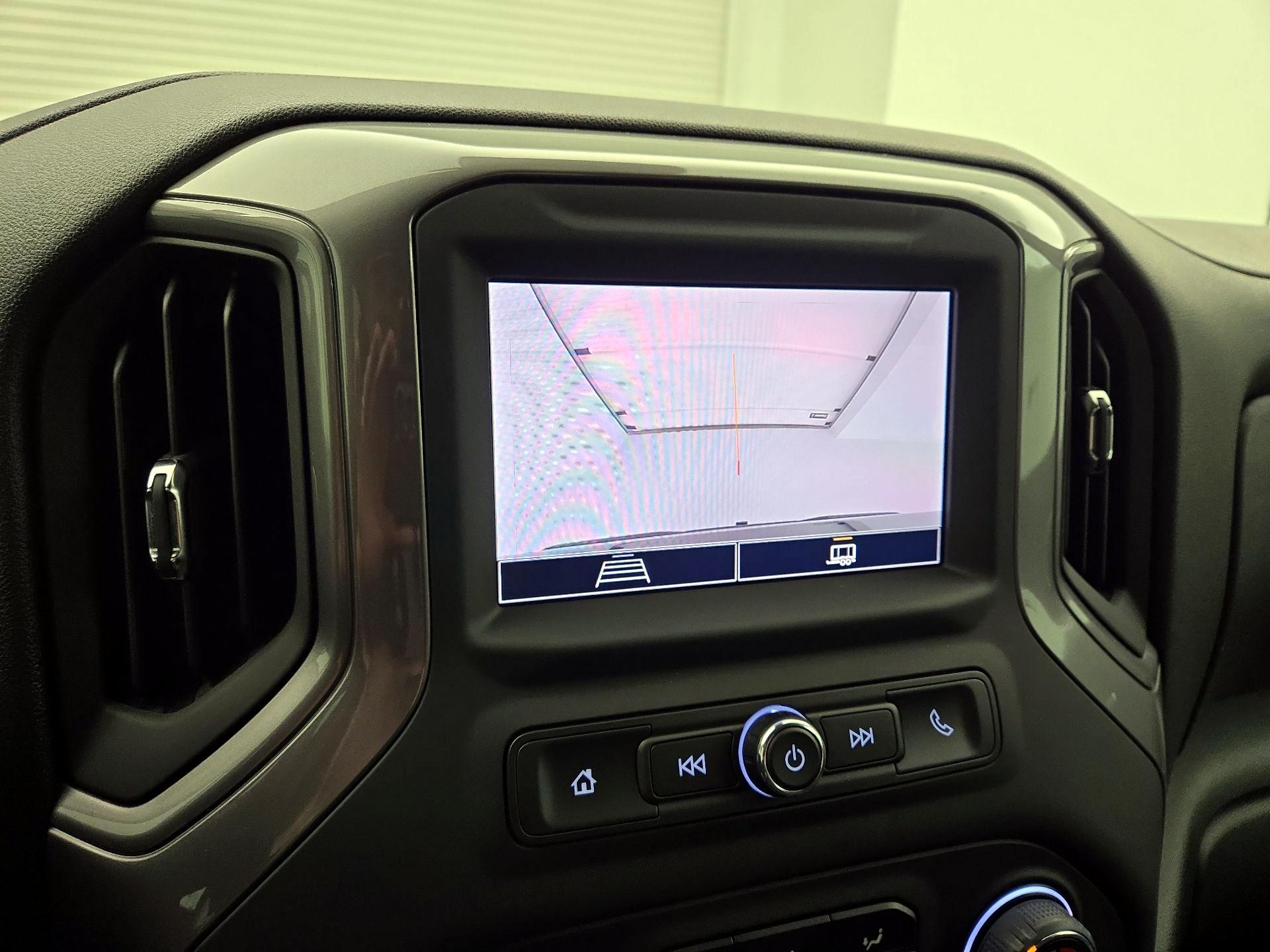 Thumbnail: 2022 Chevrolet Silverado 1500 - 14