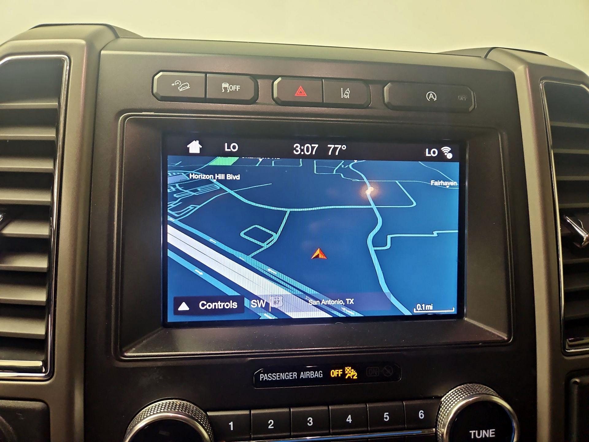 Thumbnail: 2019 Ford Expedition - 14