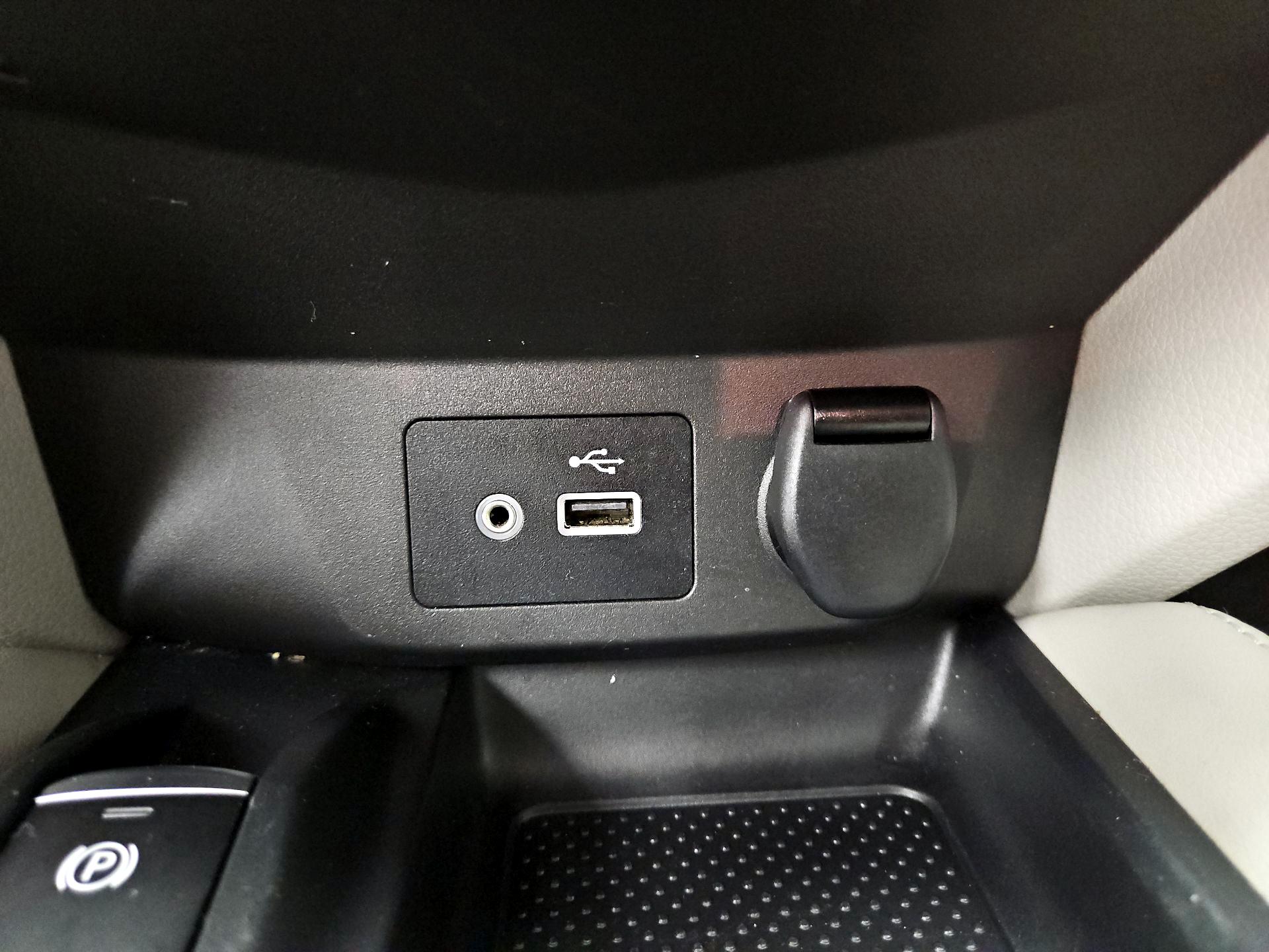 Thumbnail: 2019 Nissan Rogue Sport - 19