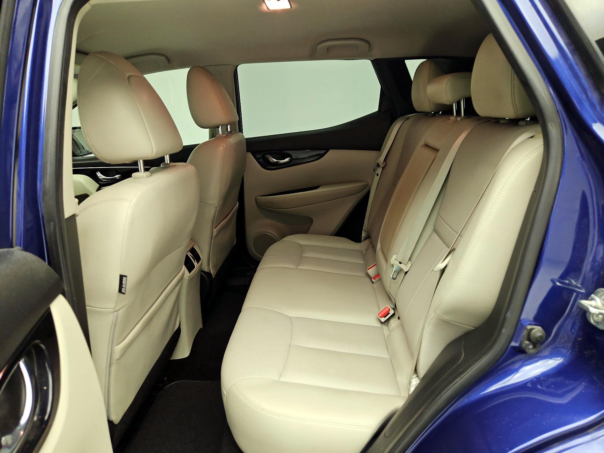 Thumbnail: 2019 Nissan Rogue Sport - 20