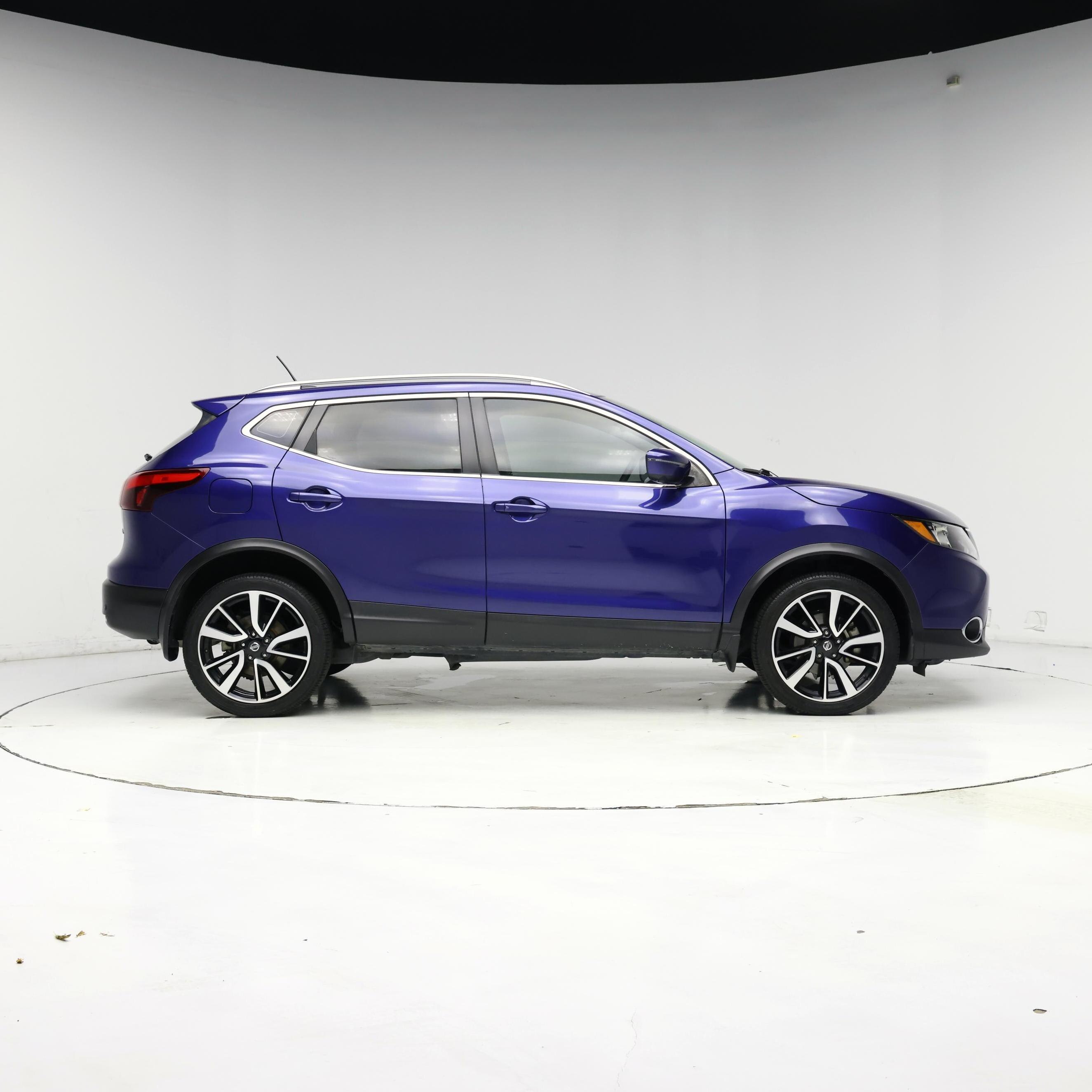 Thumbnail: 2019 Nissan Rogue Sport - 7