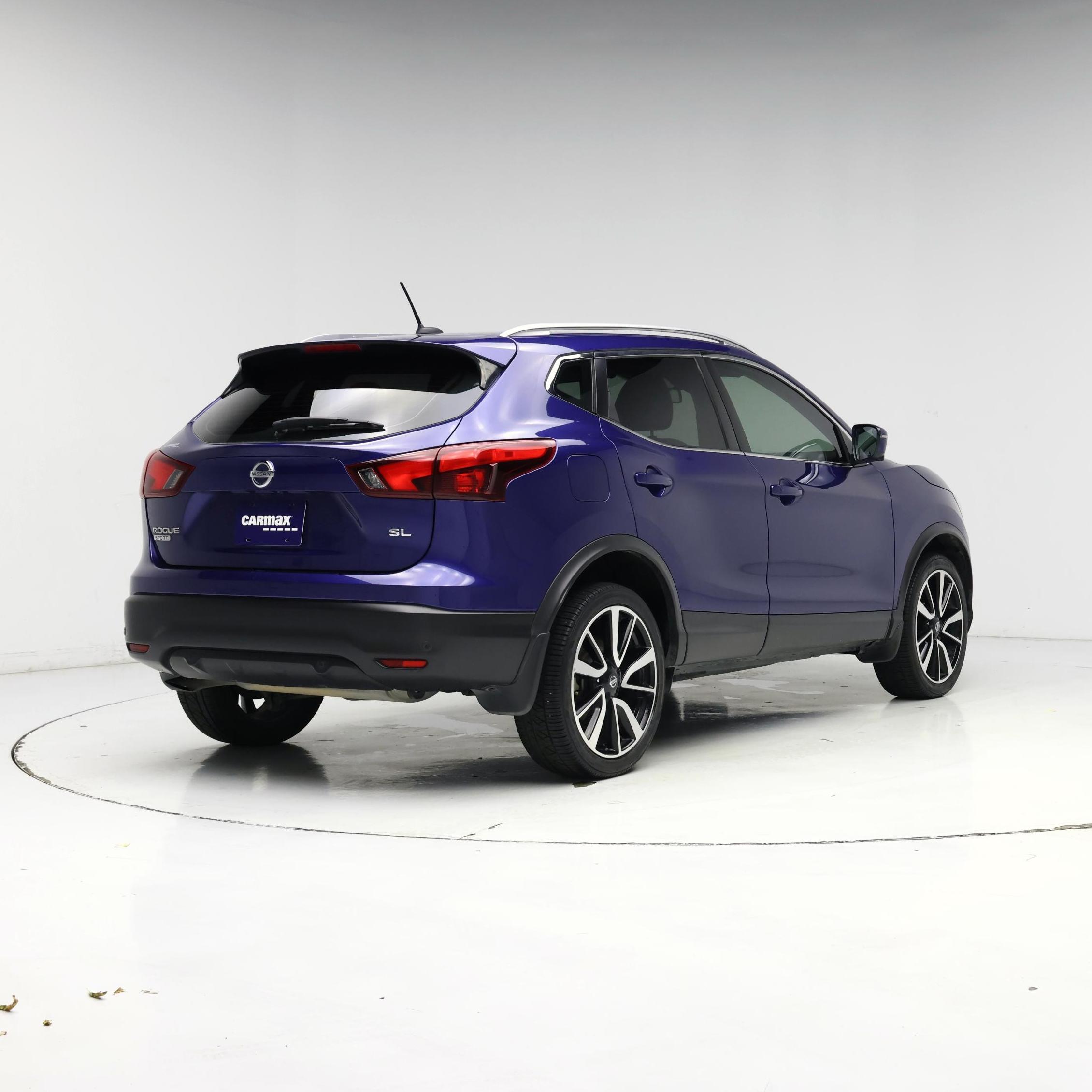 Thumbnail: 2019 Nissan Rogue Sport - 8