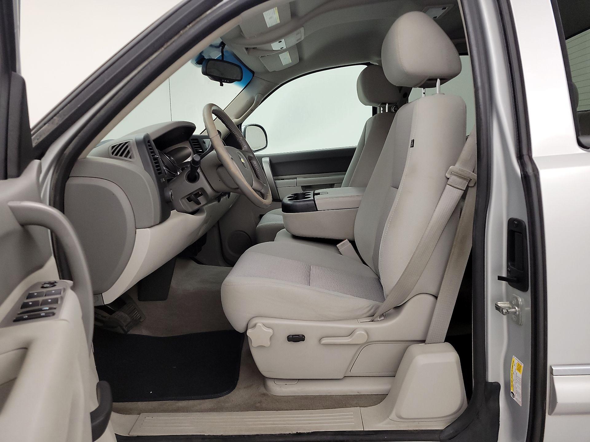 Thumbnail: 2013 Chevrolet Silverado 1500 - 11