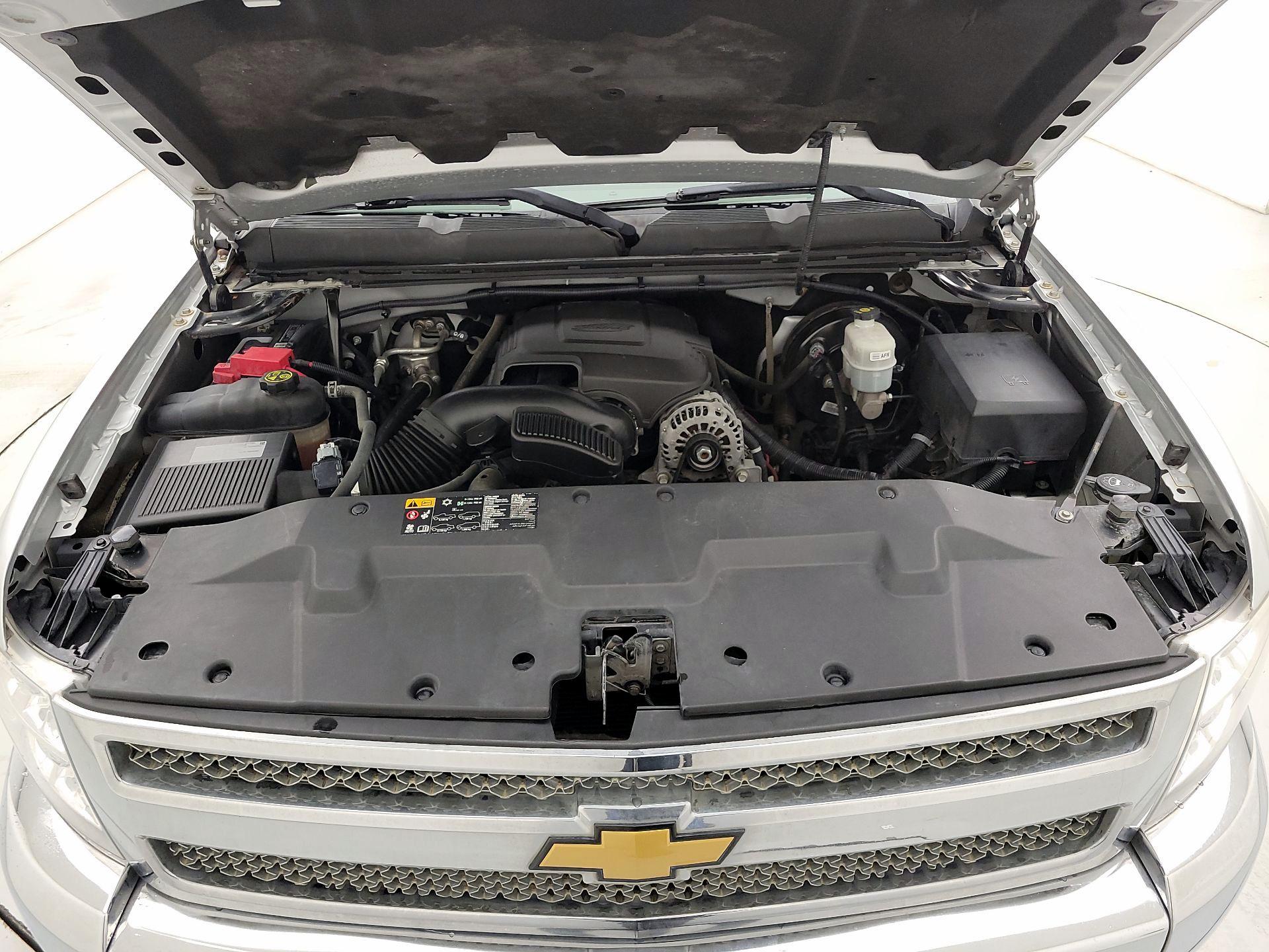 Thumbnail: 2013 Chevrolet Silverado 1500 - 20