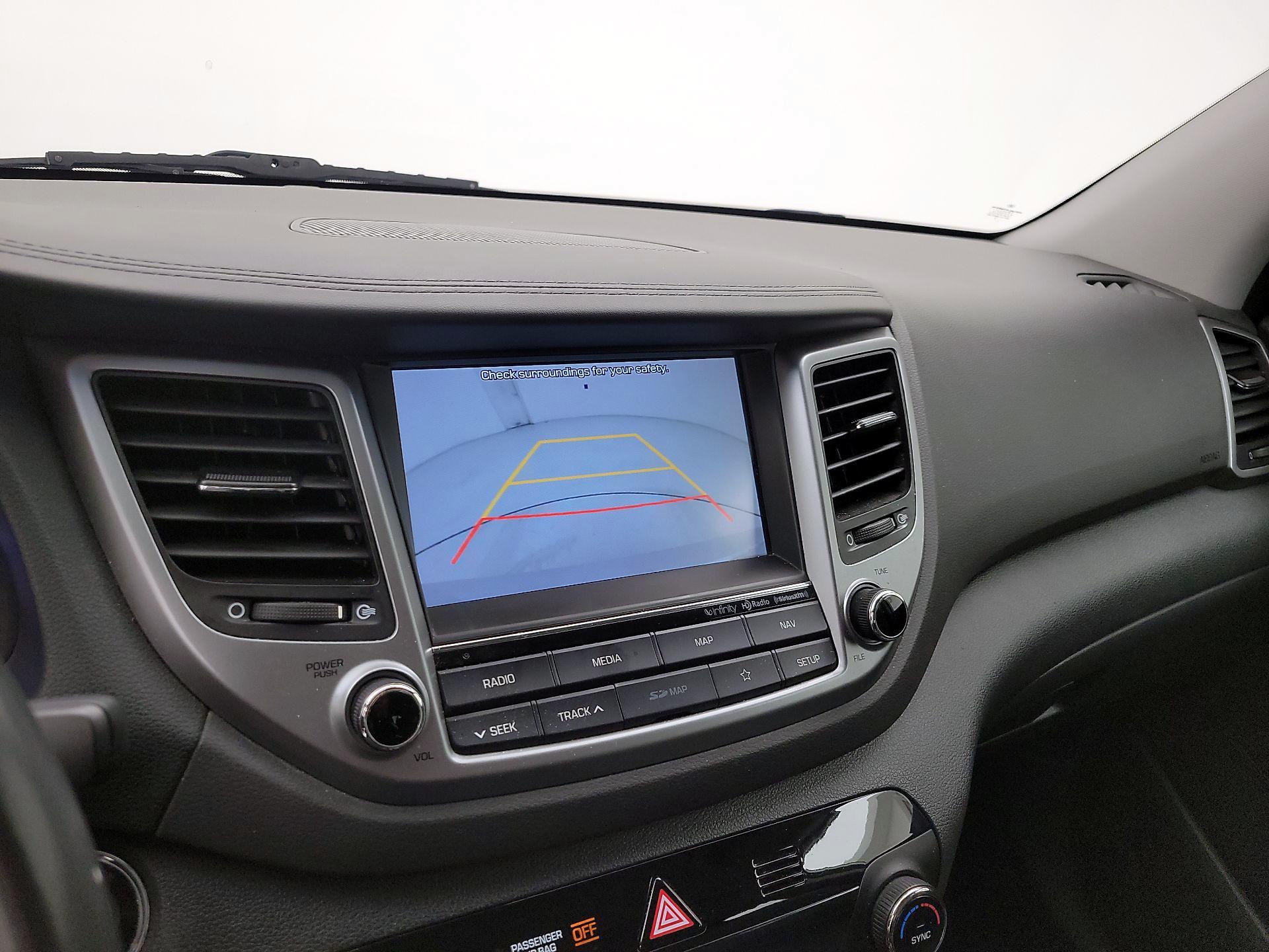 Thumbnail: 2018 Hyundai Tucson - 15