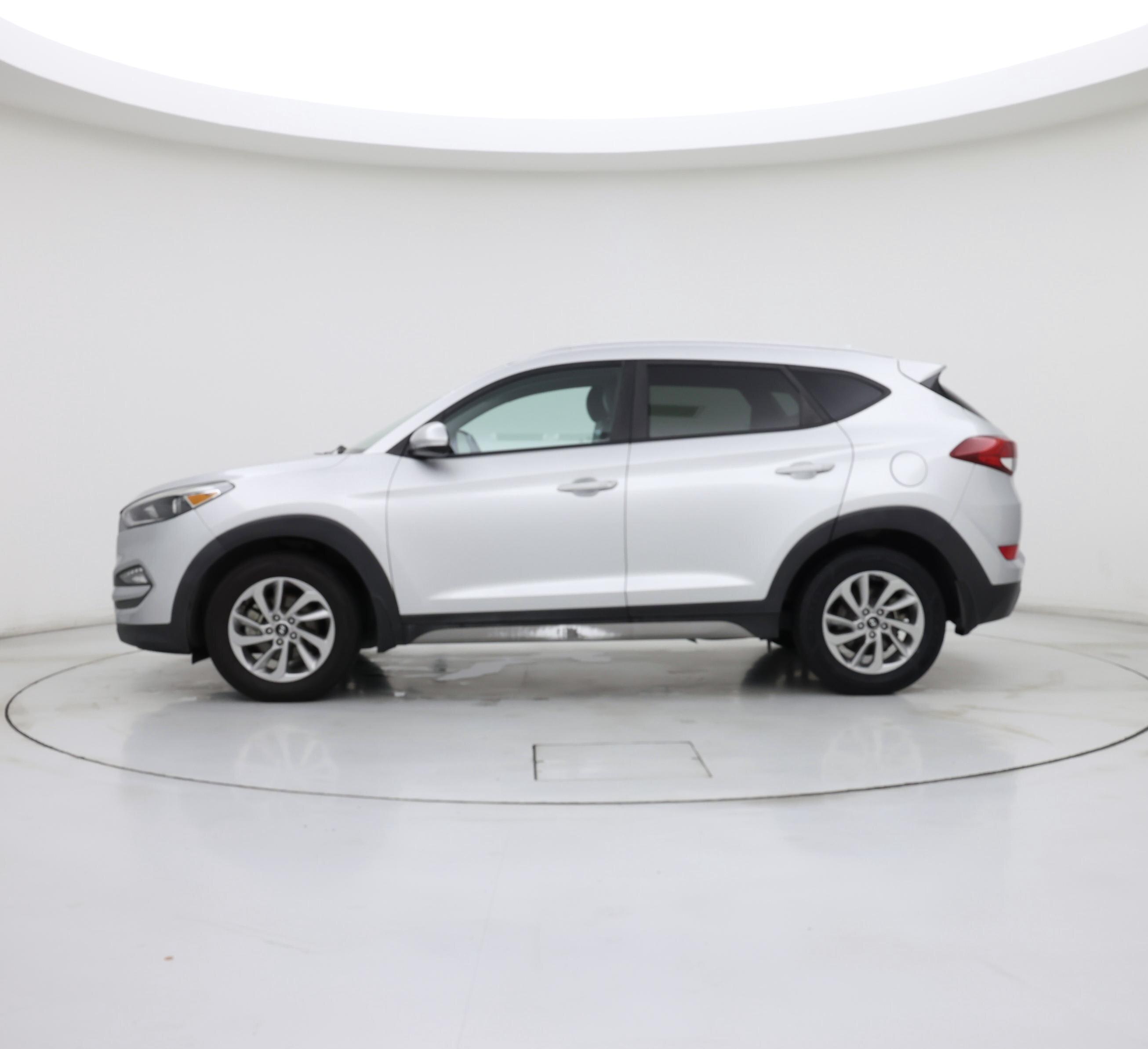 Thumbnail: 2018 Hyundai Tucson - 3
