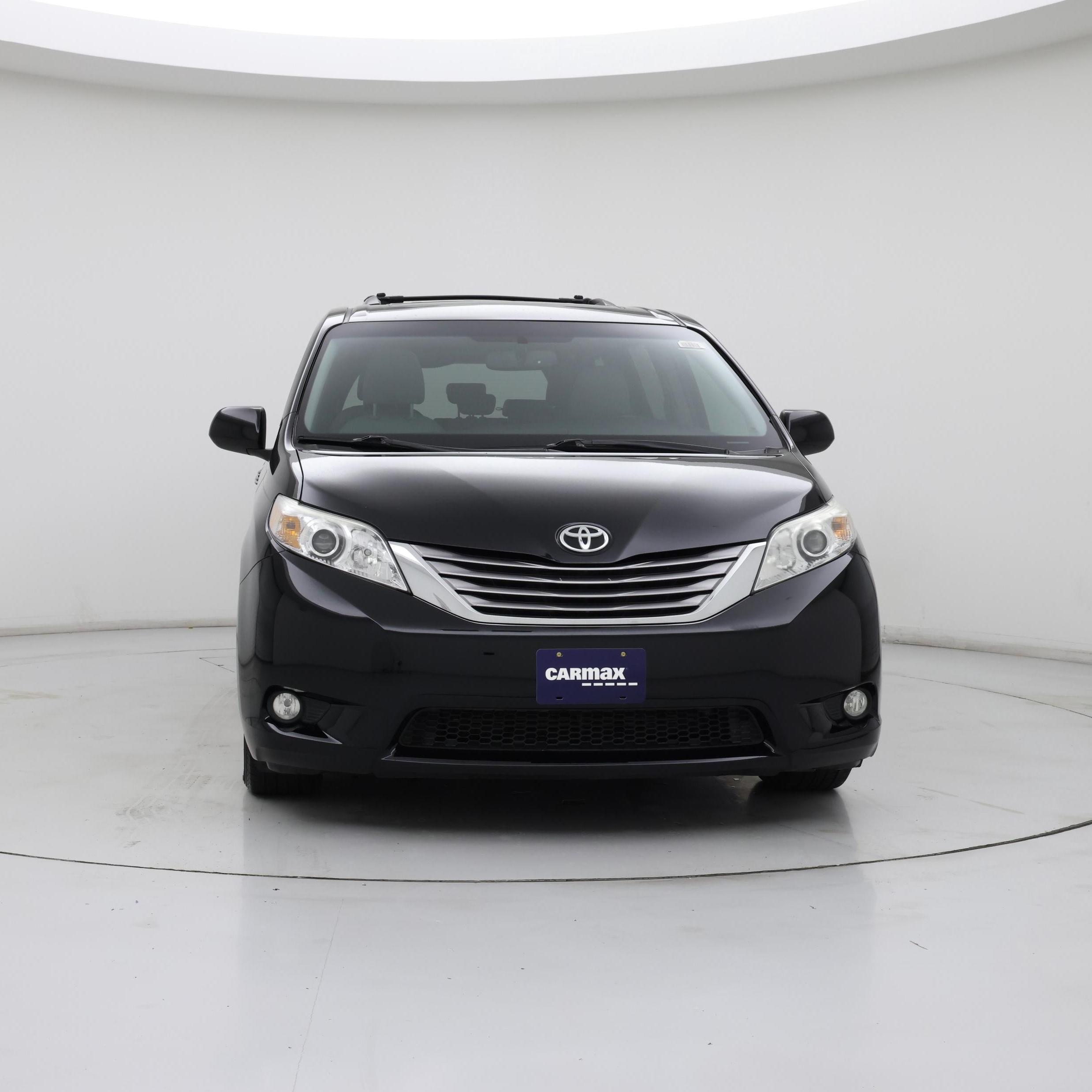 Thumbnail: 2017 Toyota Sienna - 5