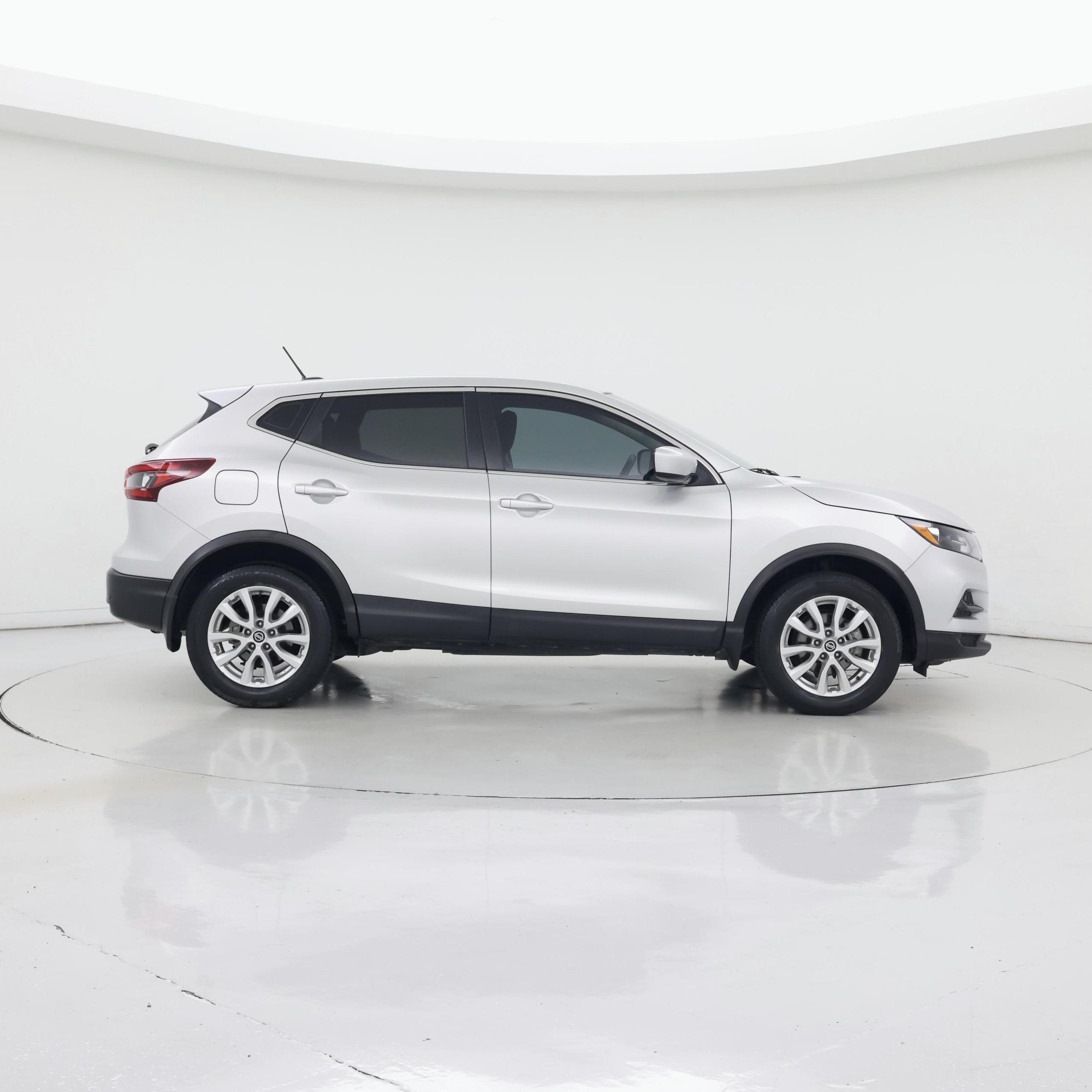 Thumbnail: 2021 Nissan Rogue Sport - 7