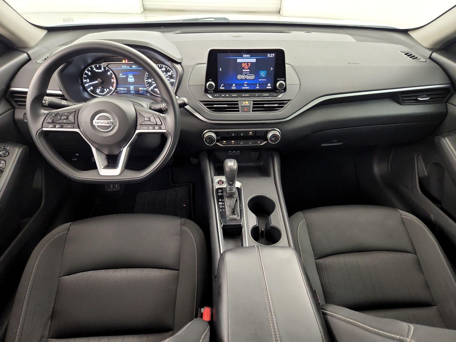 Thumbnail: 2020 Nissan Altima - 9