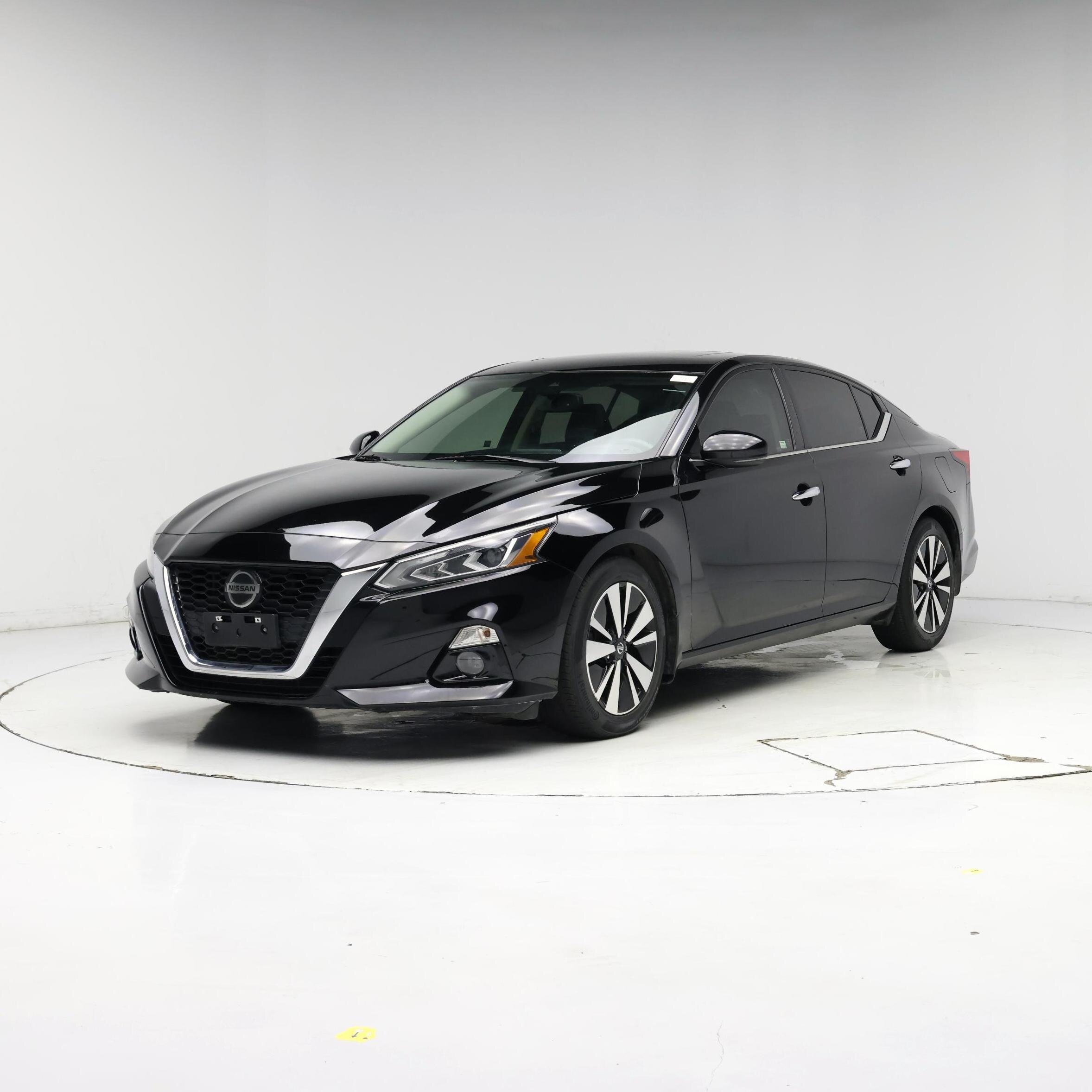 Thumbnail: 2019 Nissan Altima - 4