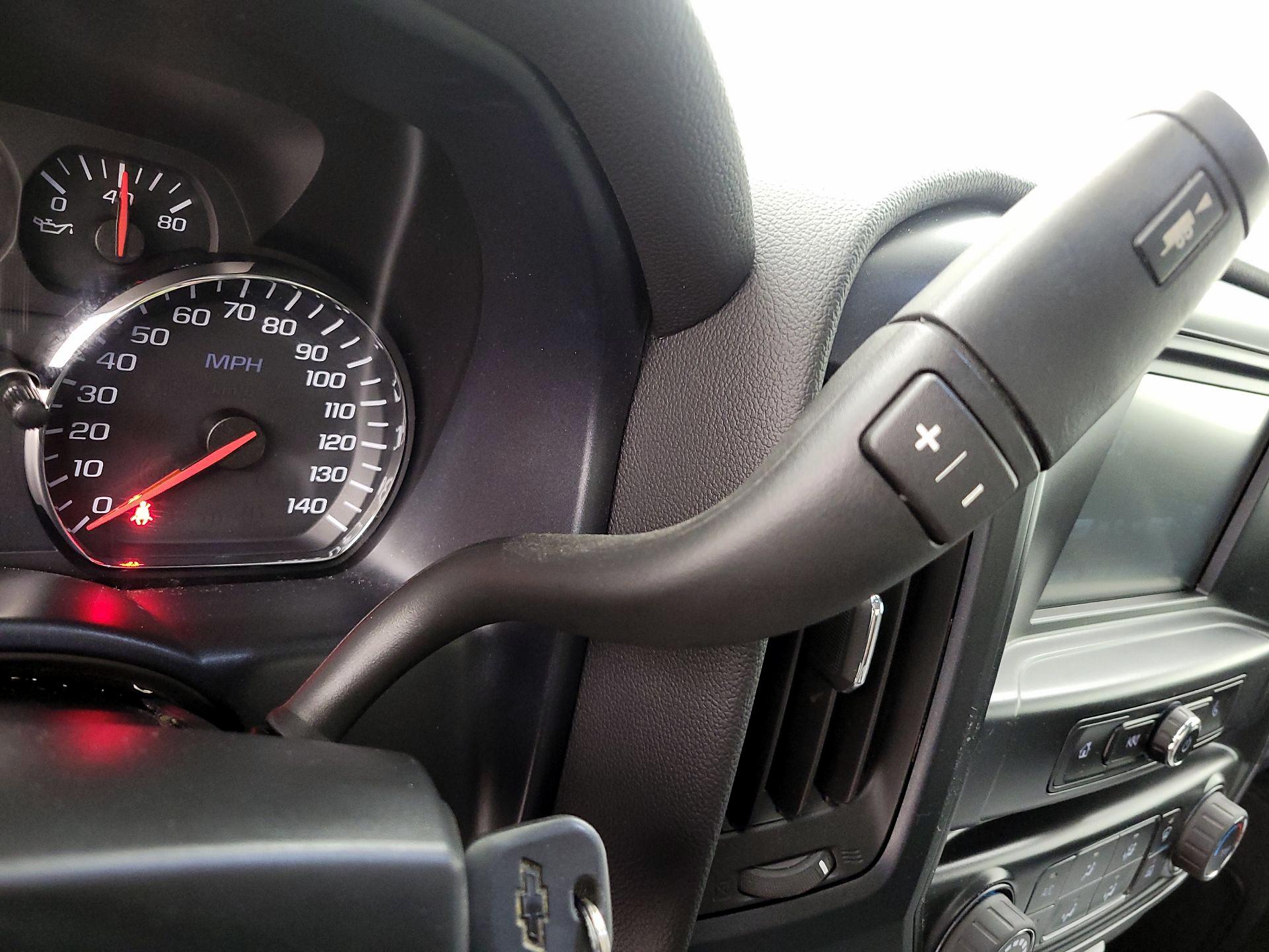 Thumbnail: 2017 Chevrolet Silverado 1500 - 16